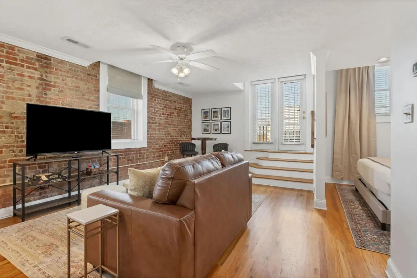 Adorable Loft Above Bella King Bed 20