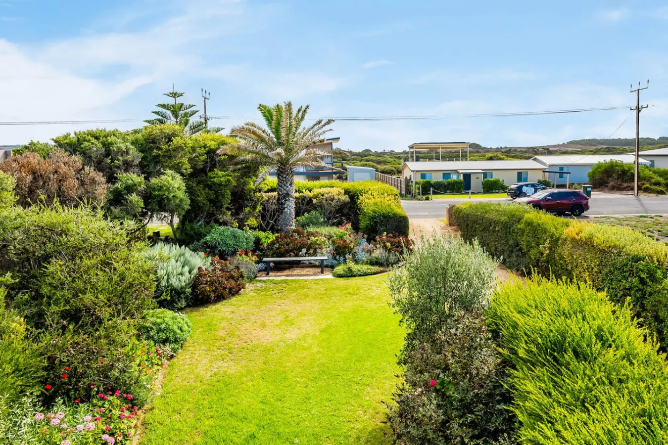 Surfers Reserve—Sophisticated Beachfront Sanctuary 15