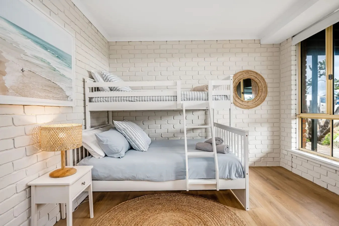 Surfers Reserve—Sophisticated Beachfront Sanctuary 19