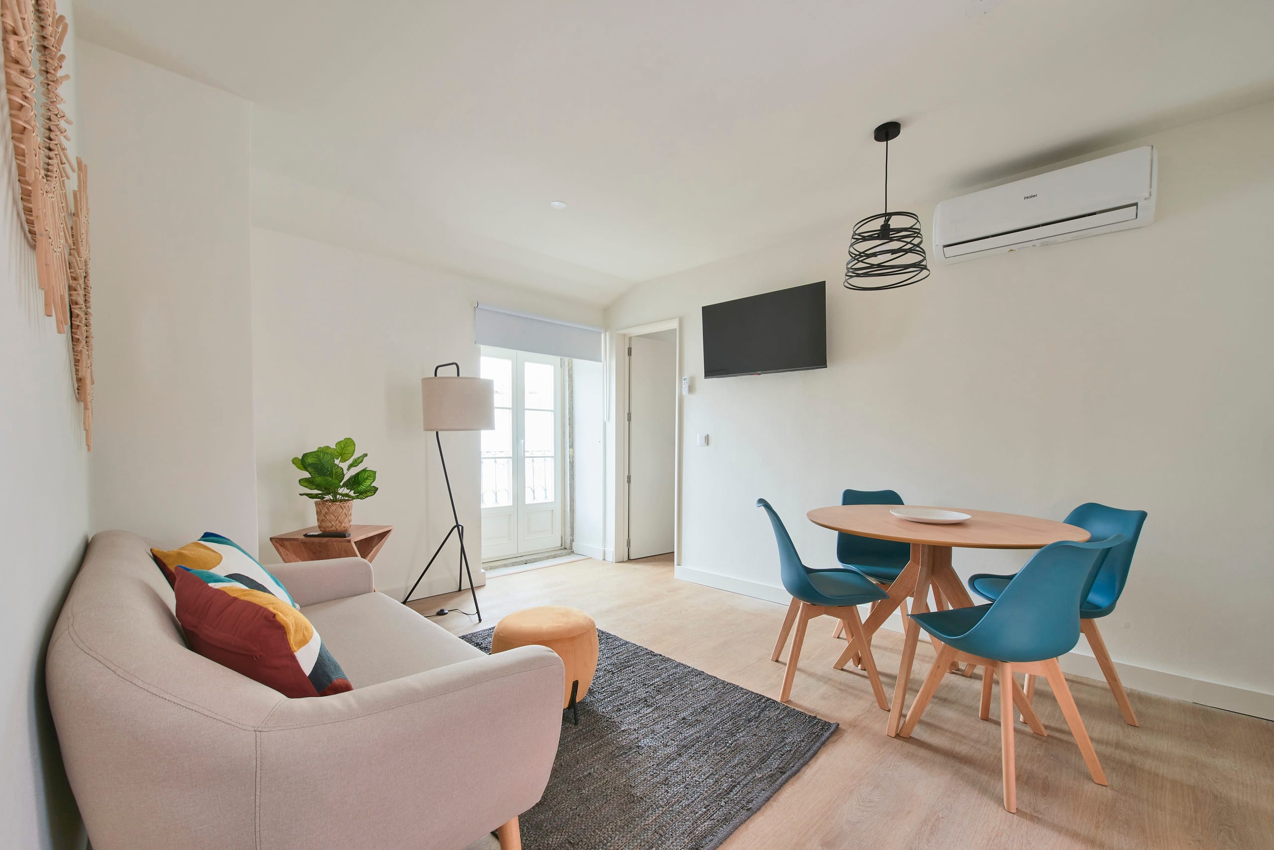 Alfama Village with Air Conditioning, door 5 8