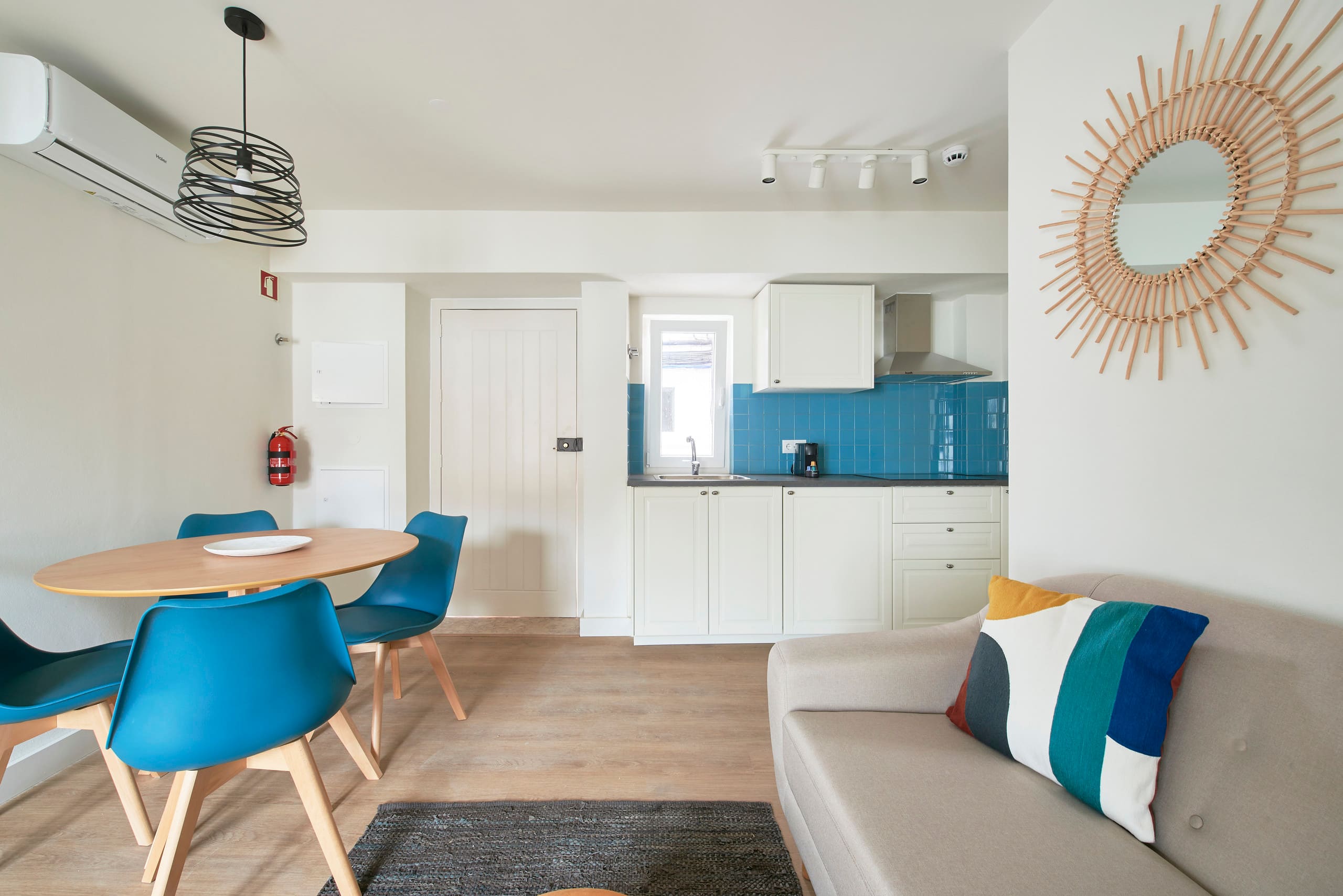 Alfama Village with Air Conditioning, door 5 14