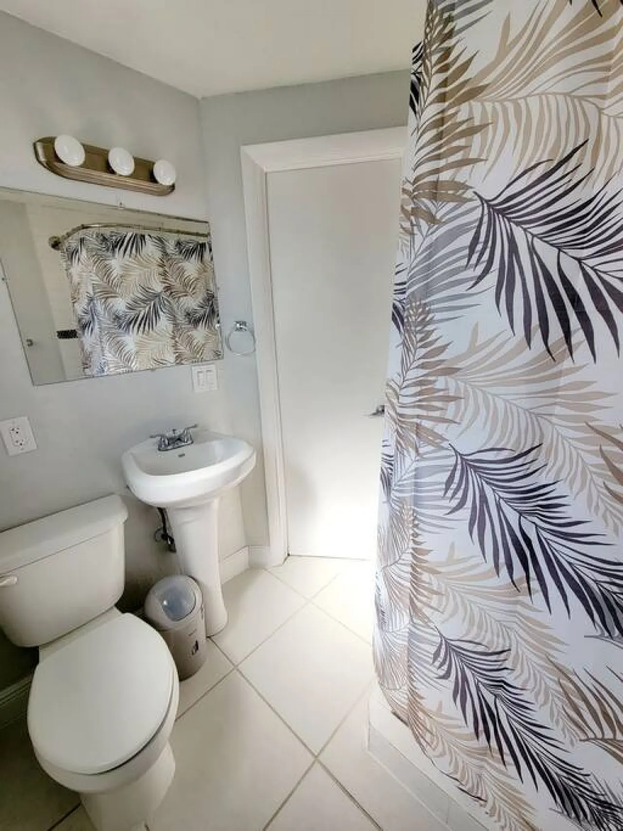 Stylish Miami 2BR - Sleeps 4 16
