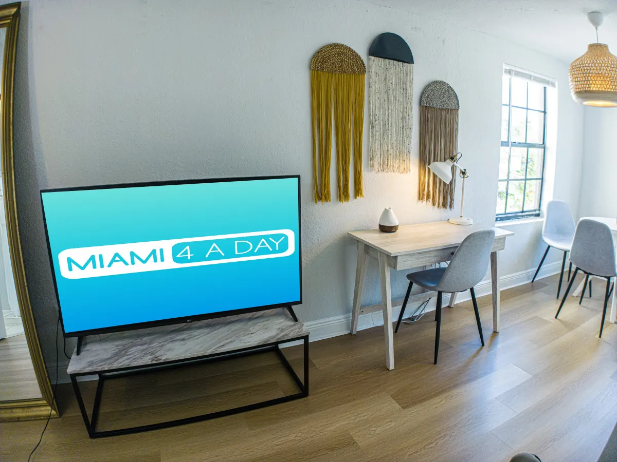 Stylish Miami 2BR - Sleeps 4 4