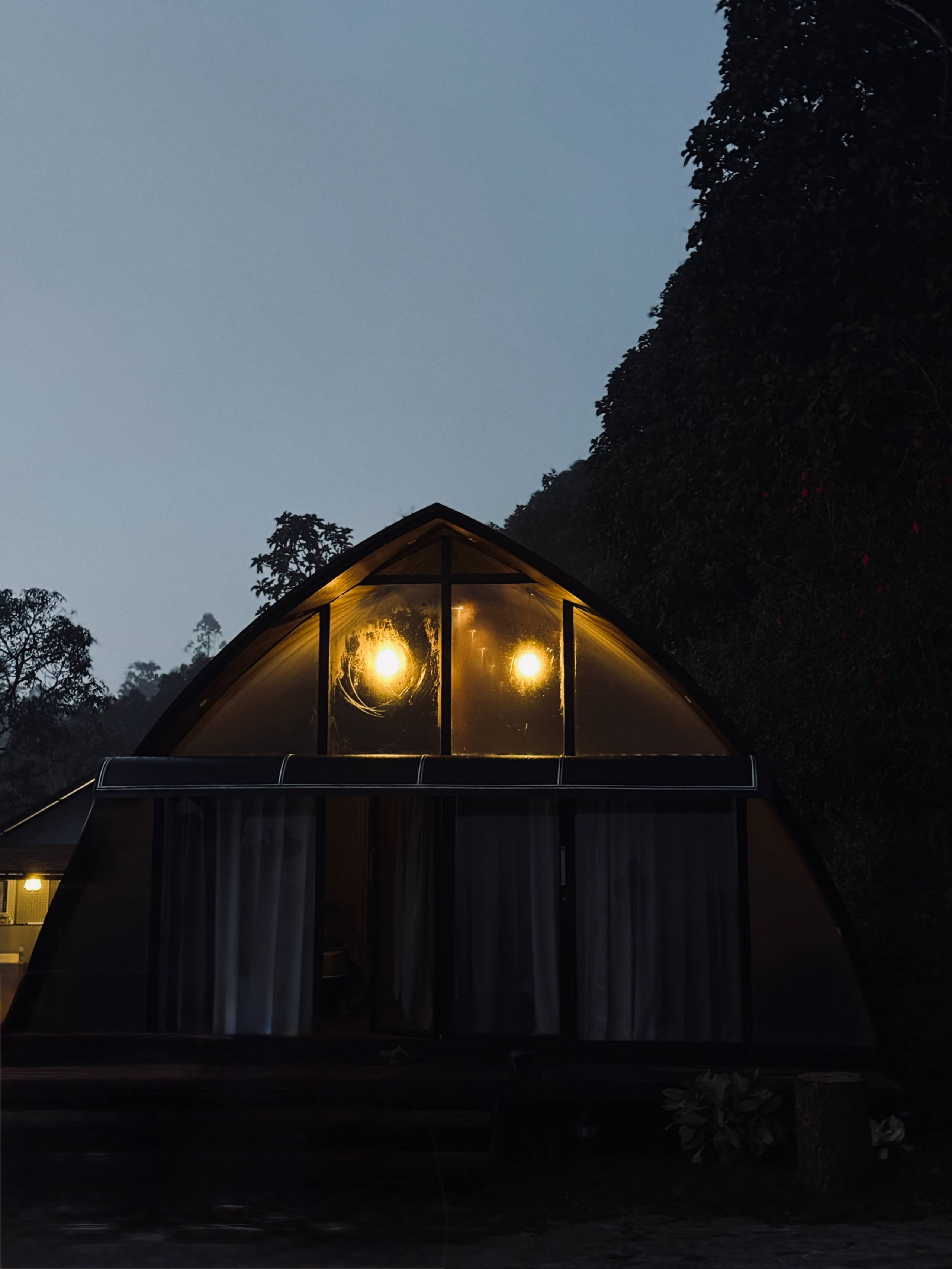 Zagahills-a private getaway cabin at Calvarymount. 26