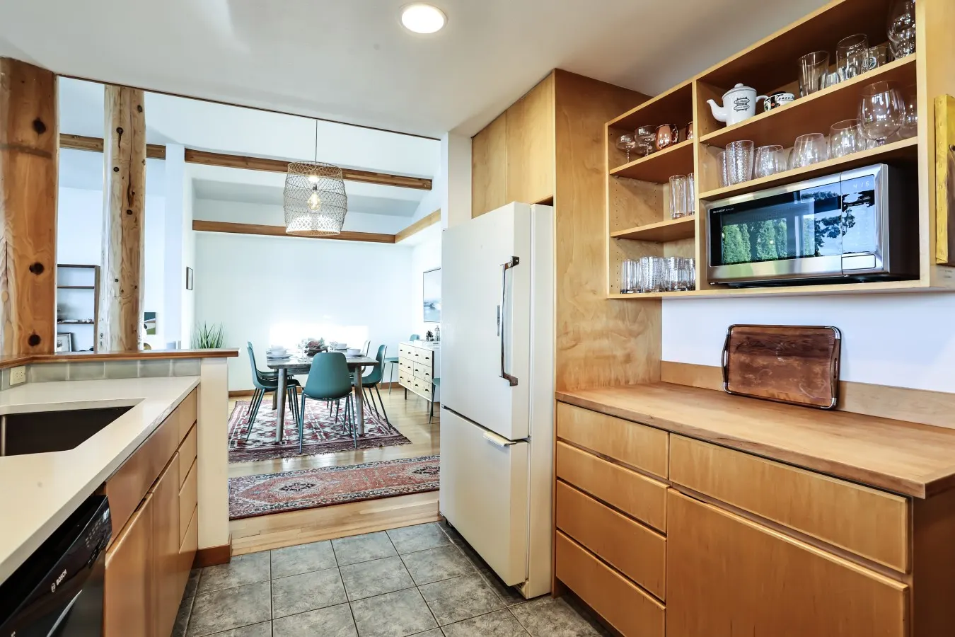 Water & Gulf Islands Views, Beach Access, Hot Tub, Game Room 17