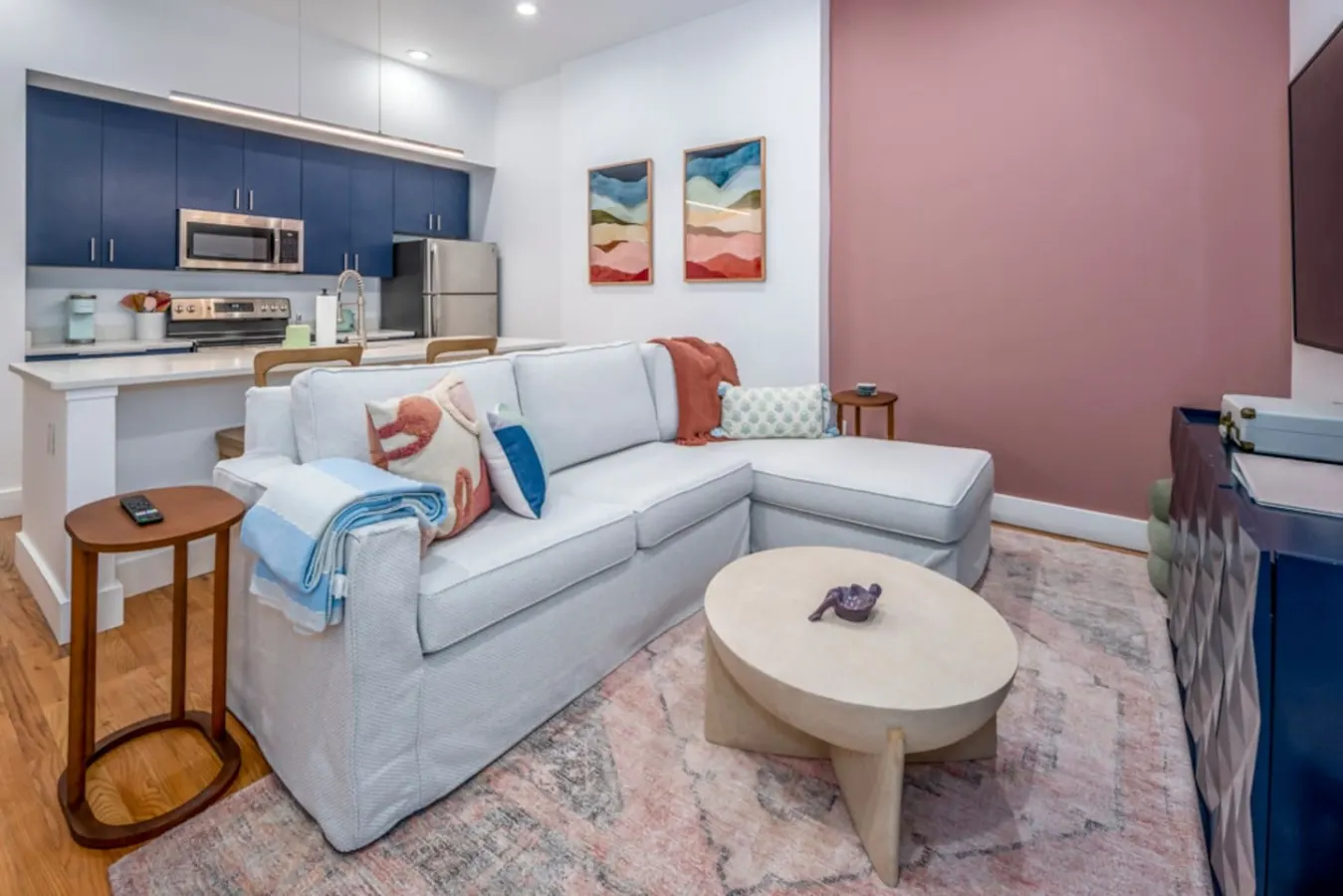 Centrally Located, Private Condo! 11