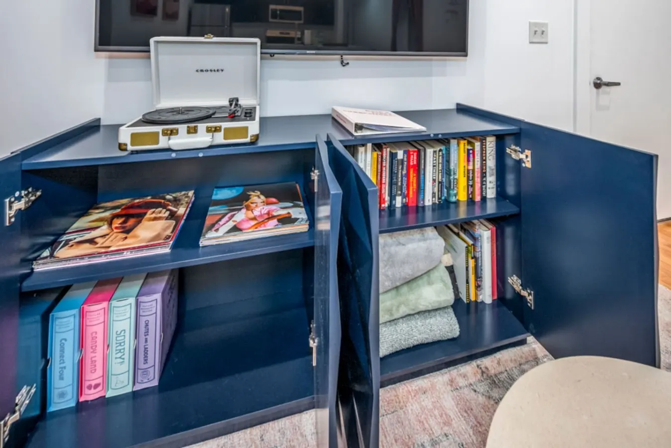 Centrally Located, Private Condo! 14