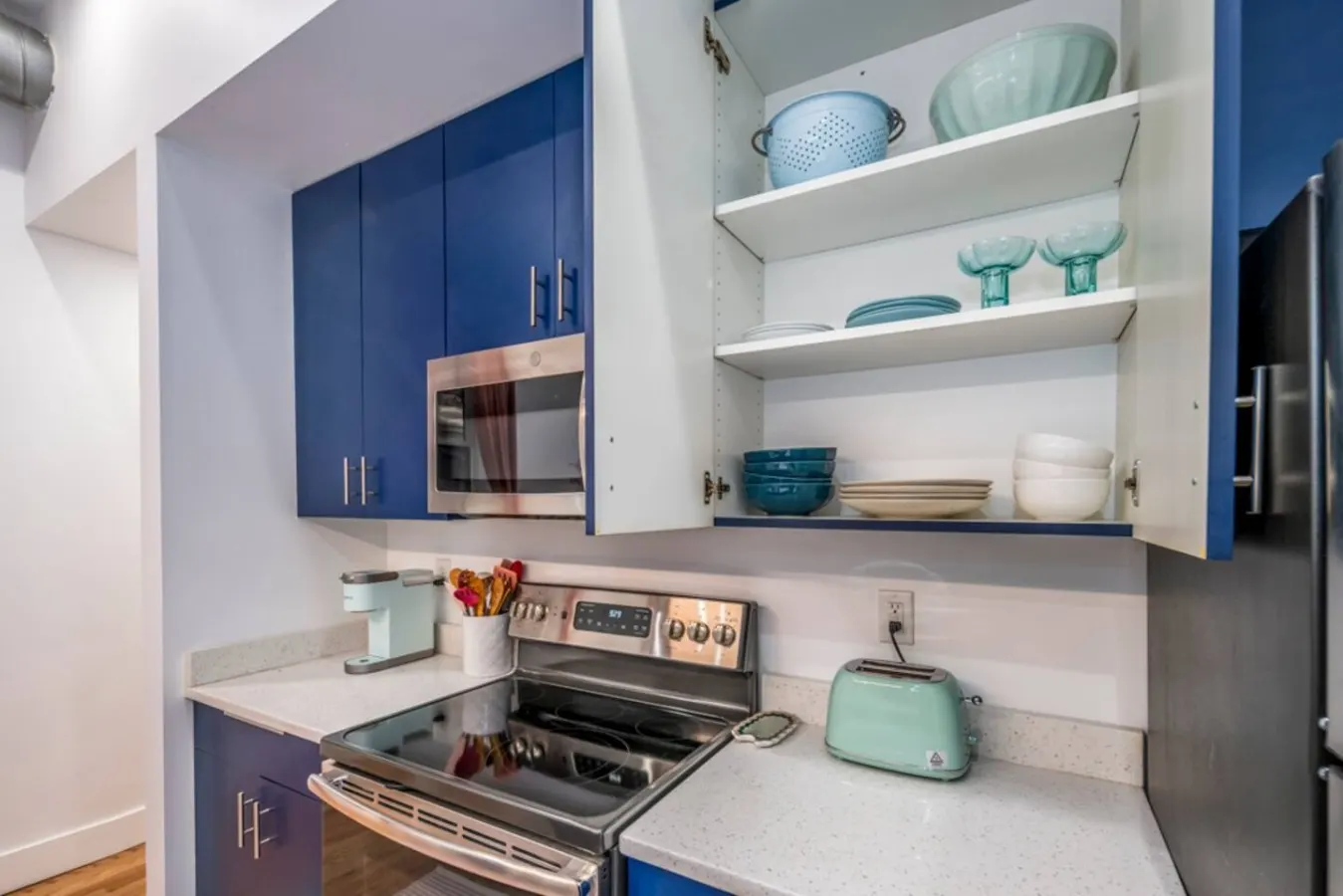 Centrally Located, Private Condo! 16