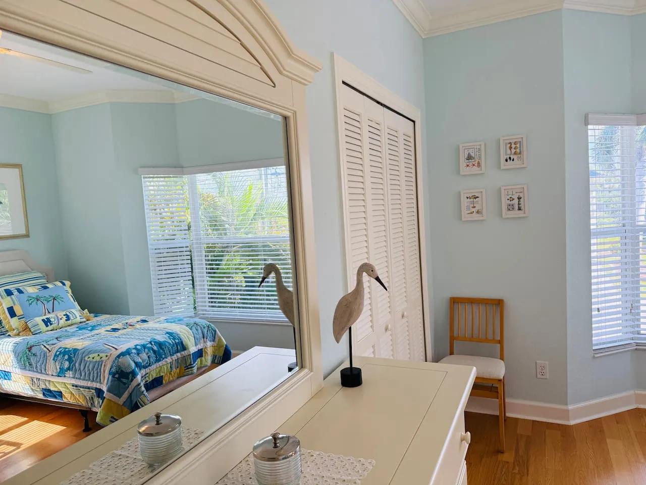 Canal Beach House 11