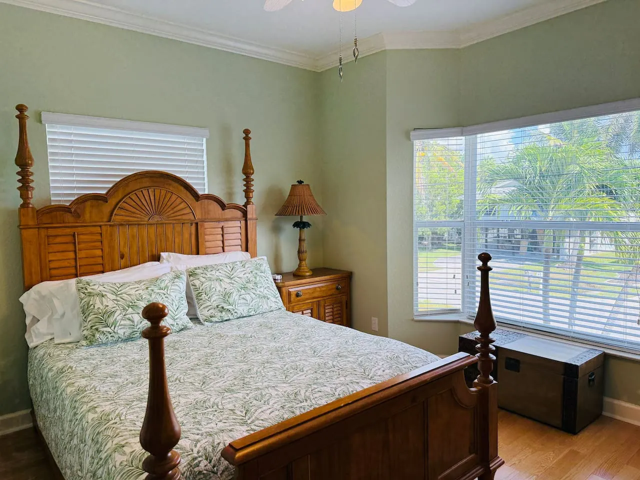 Canal Beach House 14