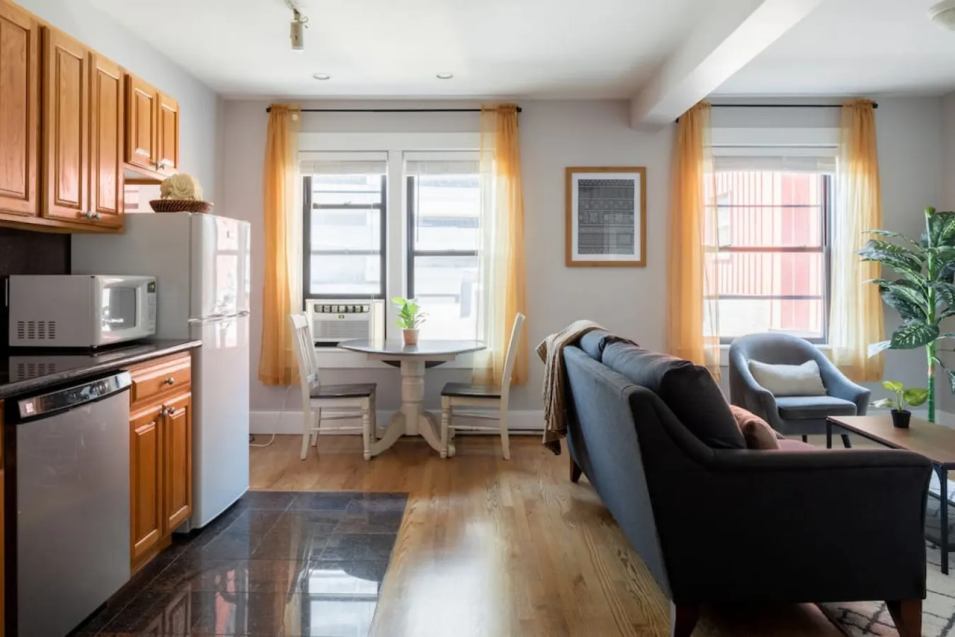 Charming Theater District 1Br Walk Anywhere! 9