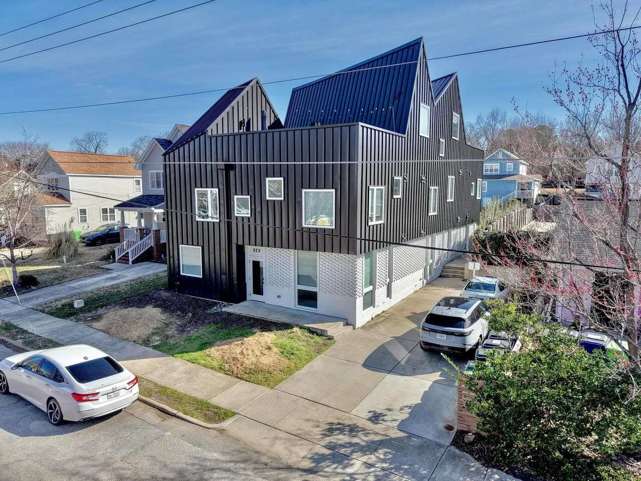 Zen Den, Downtown, Rooftop Hang, Pet Zone 18