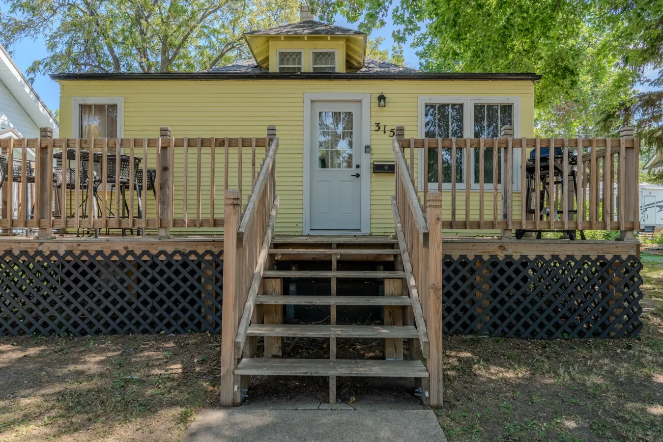Main Street Cottage 3BR with Fenced Yard 13