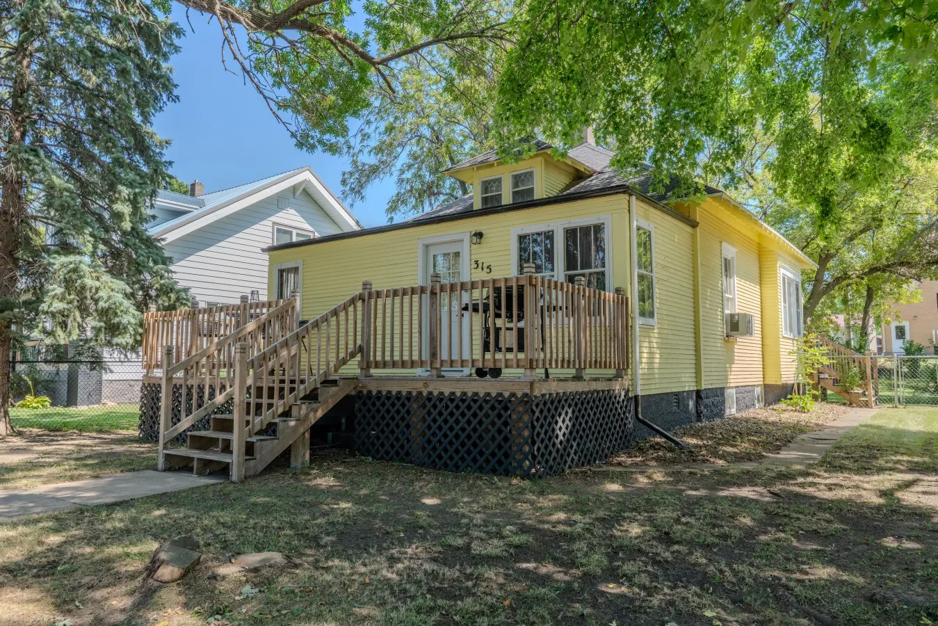 Main Street Cottage 3BR with Fenced Yard 18