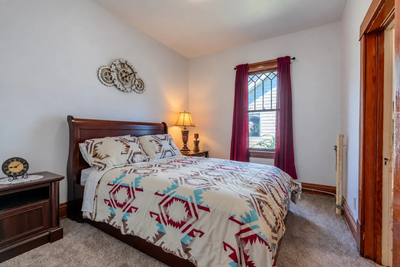 Main Street Cottage | 3BR with Fenced Yard — foto 3