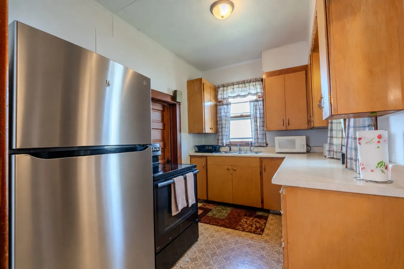 Main Street Cottage | 3BR with Fenced Yard — foto 4