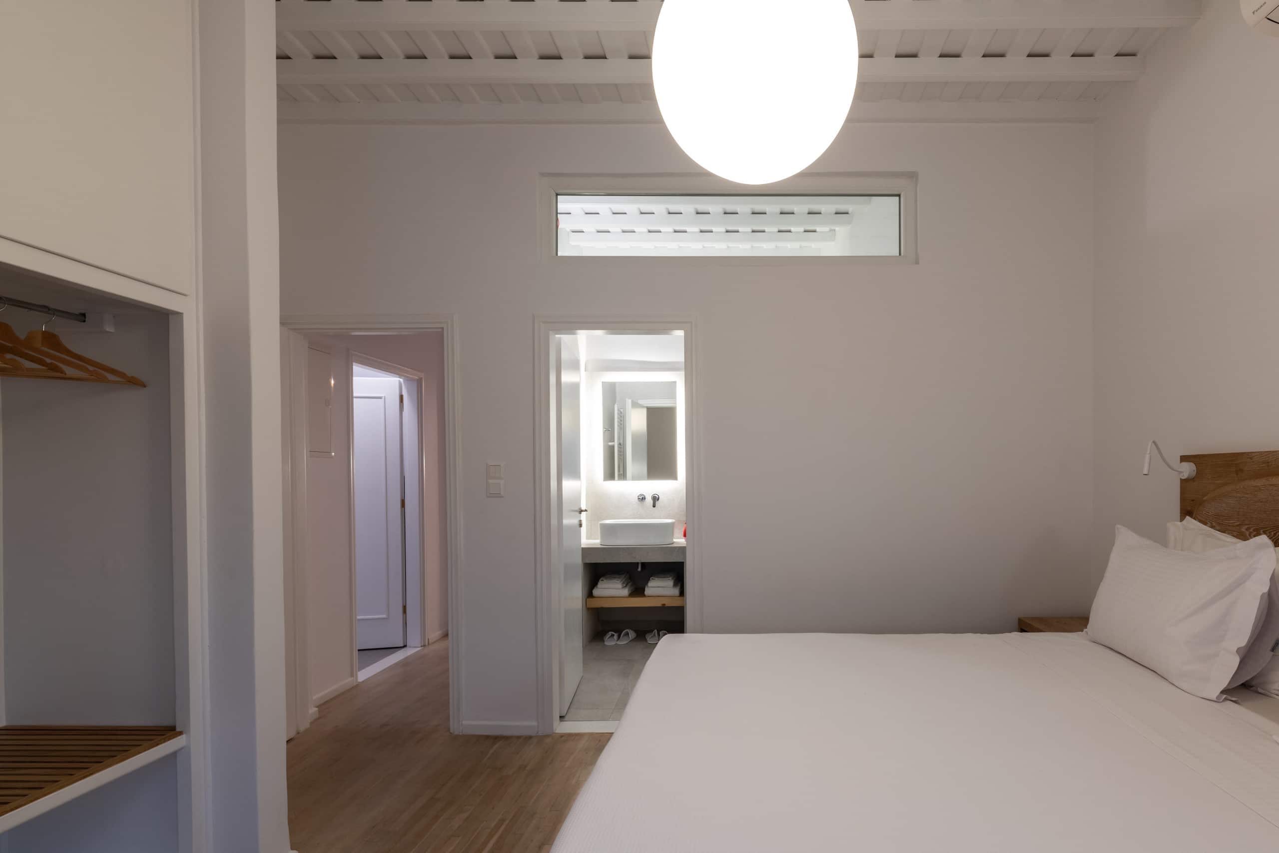 GaZía_Exquisite seaview apartment in Mykonos town 14