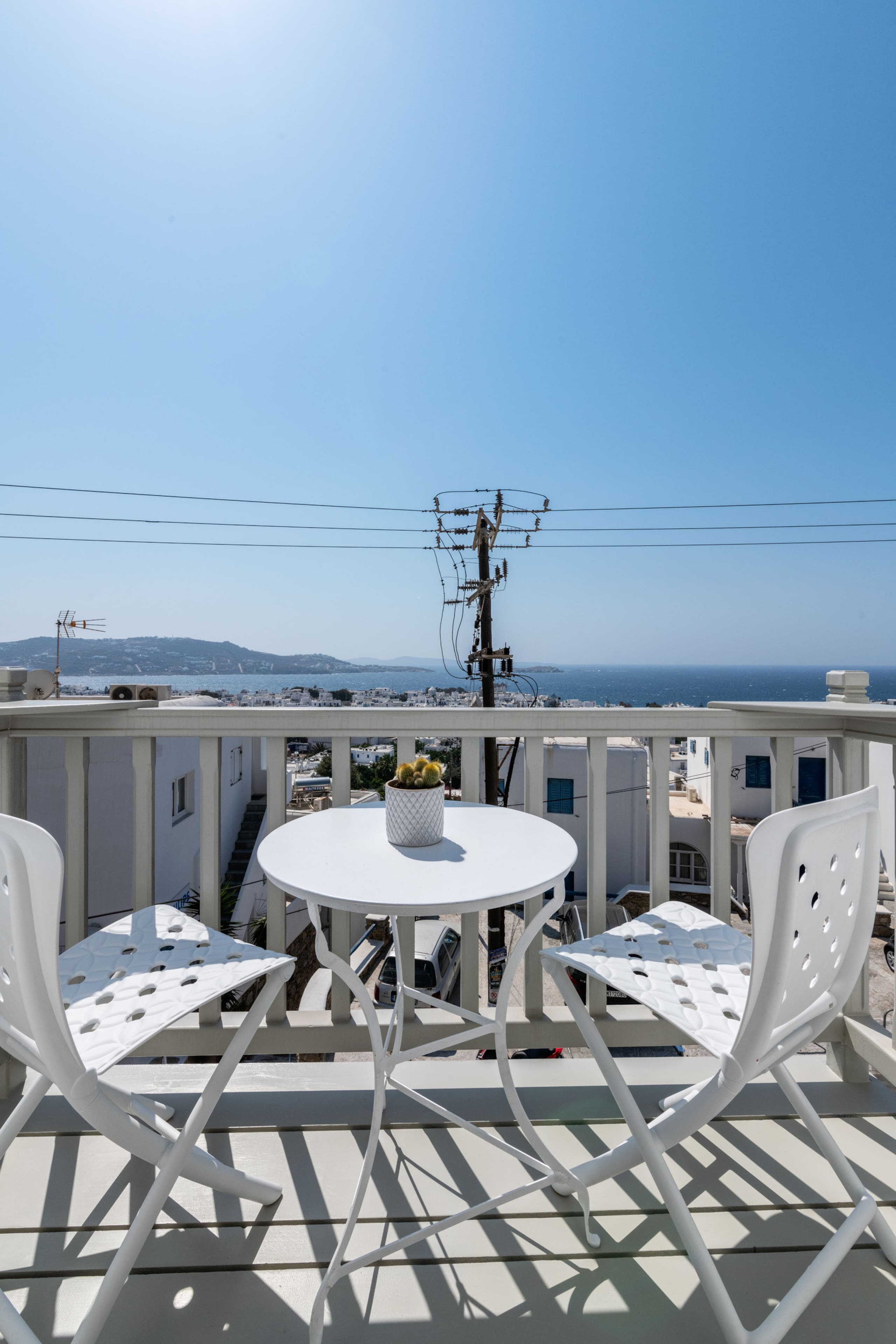 GaZía_Exquisite seaview apartment in Mykonos town 9