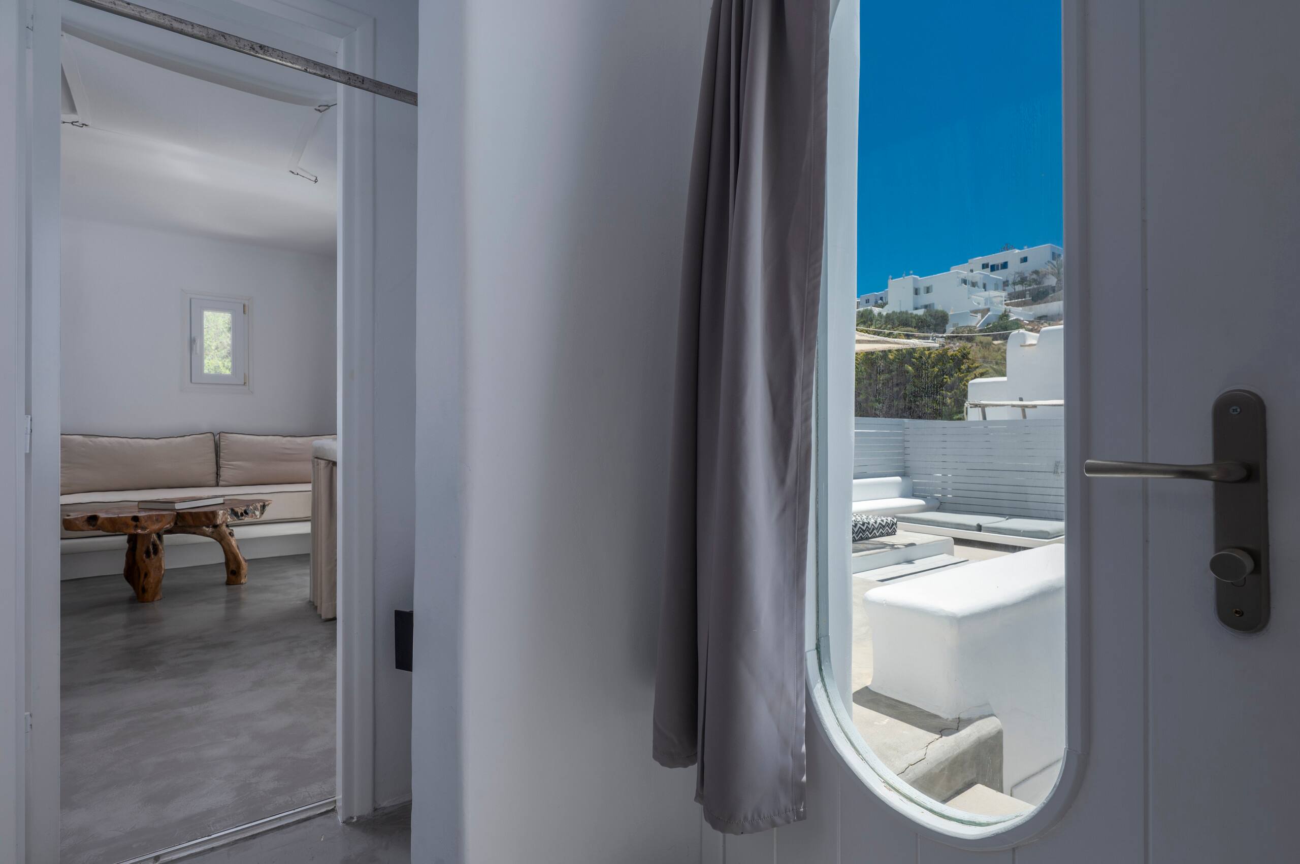 Panoramic Sea View Suite | Flaskos Suites 9