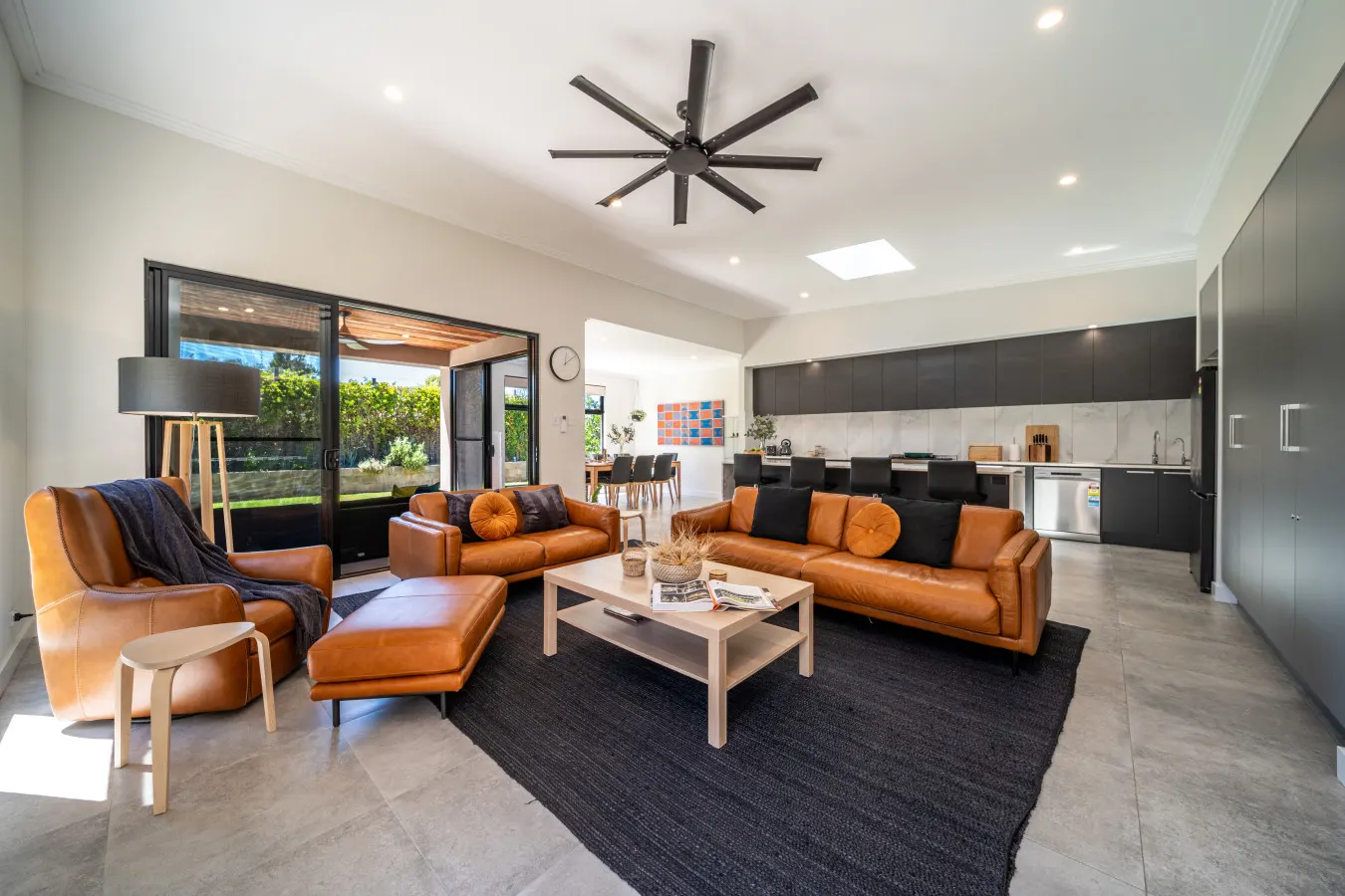 Marble @ South Plympton: Effortless Family Comfort 10