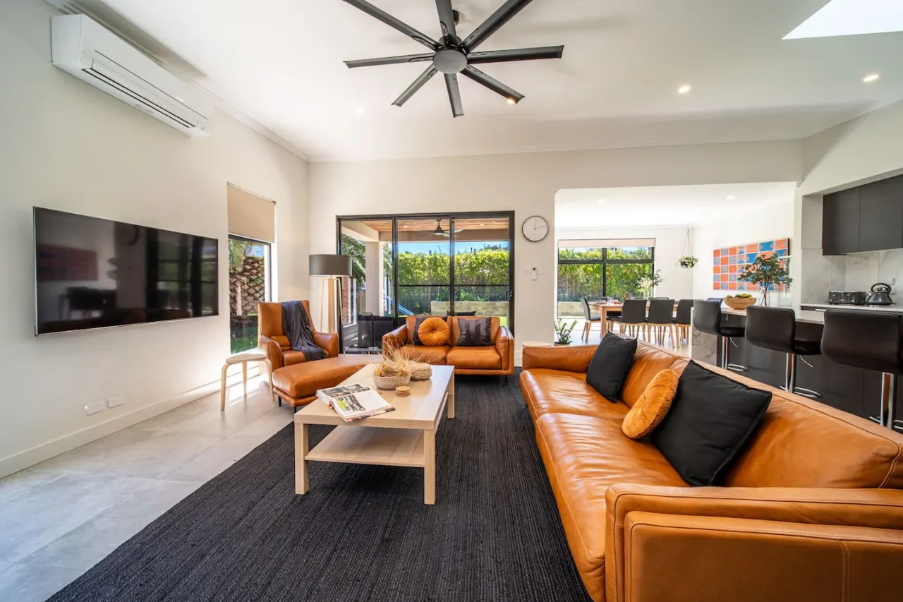 Marble @ South Plympton: Effortless Family Comfort 11