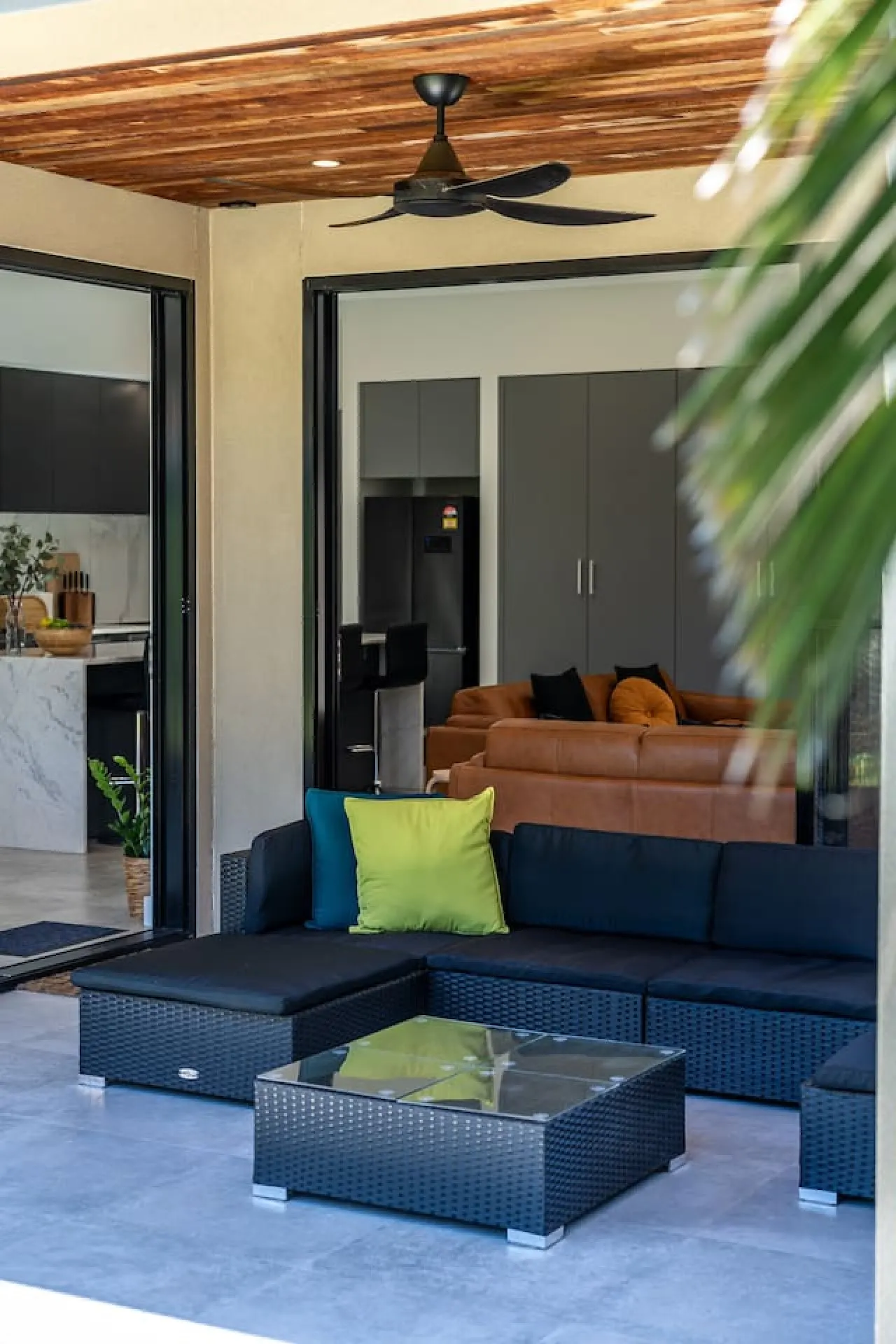 Marble @ South Plympton: Effortless Family Comfort 15