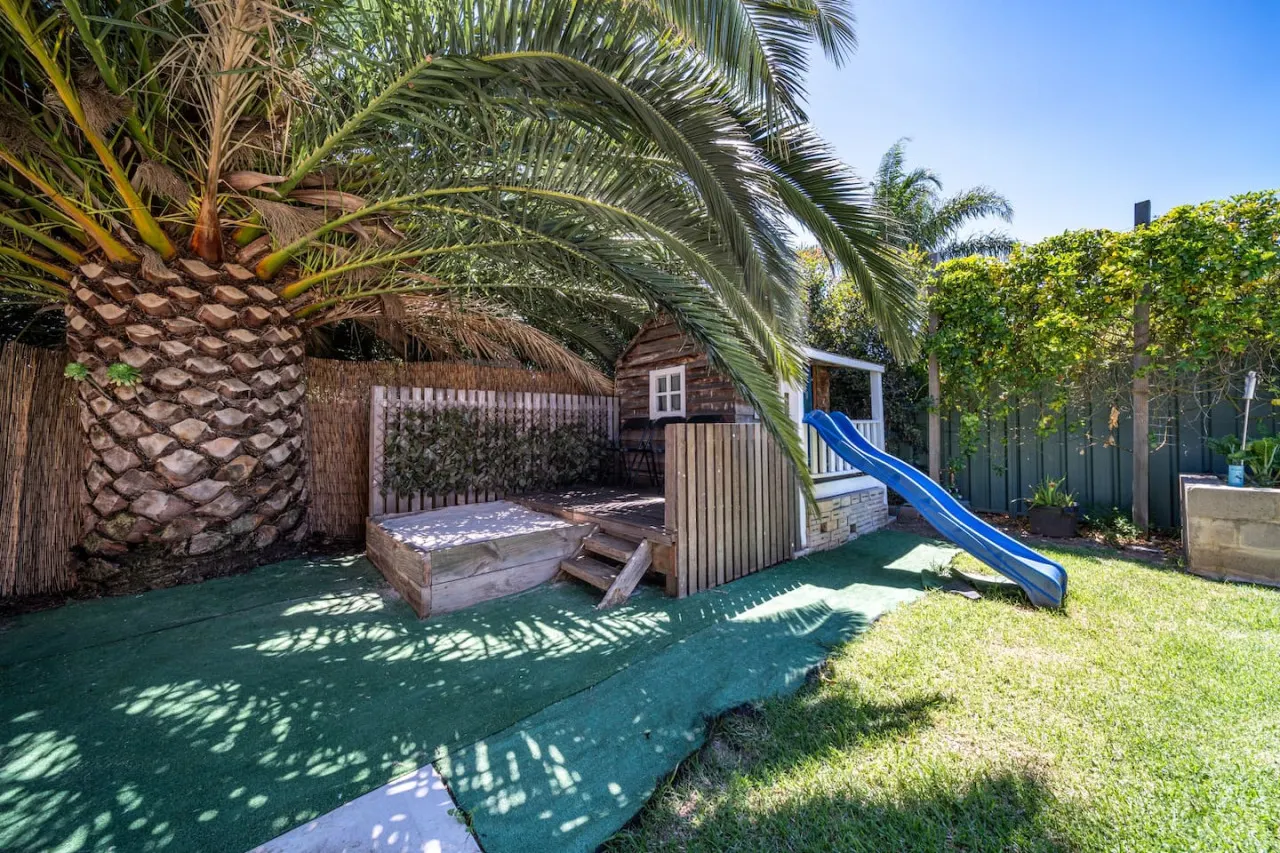 Marble @ South Plympton: Effortless Family Comfort 18