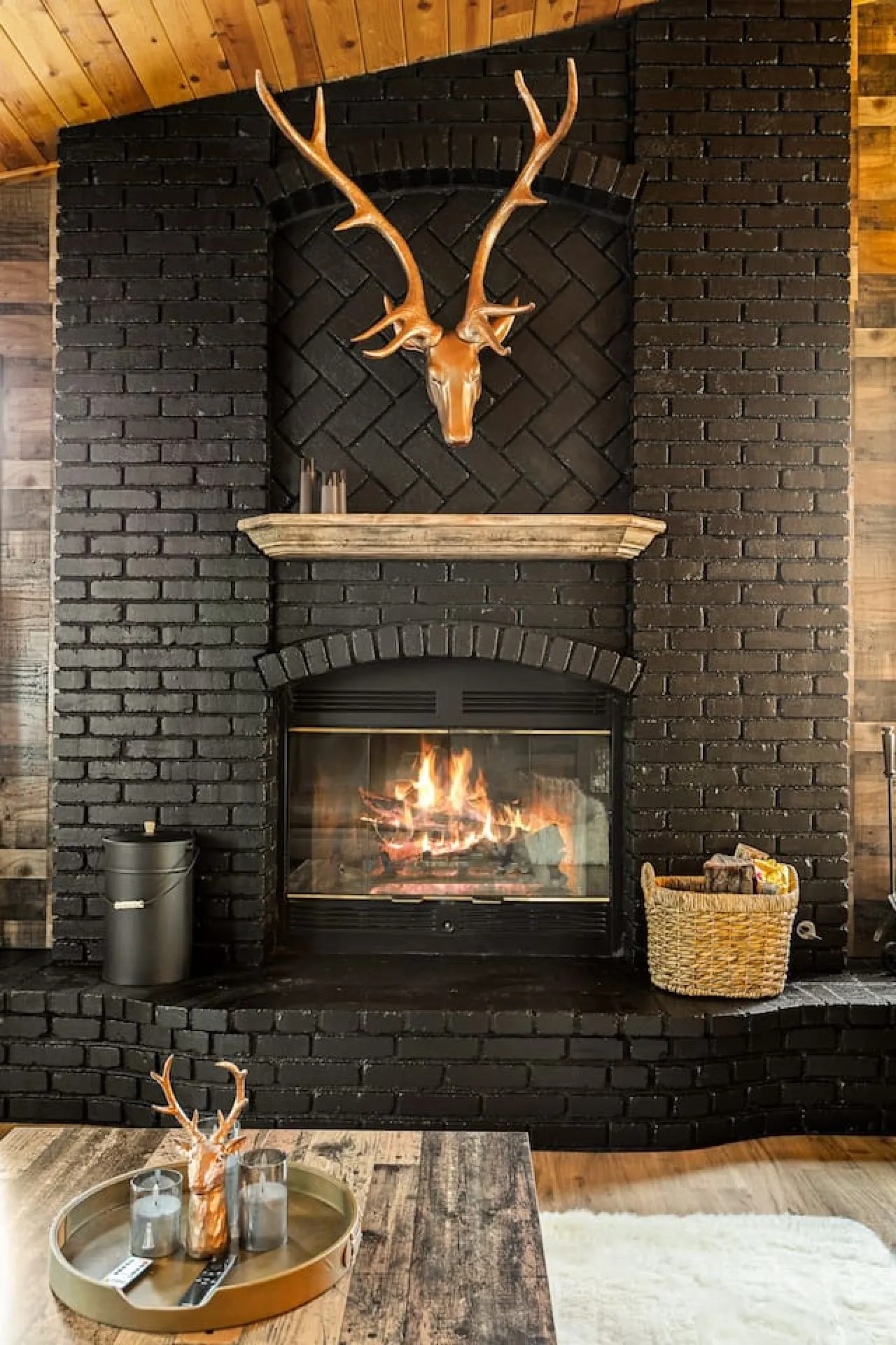 Designer Snow Retreat Near ski resorts w/ spa 9
