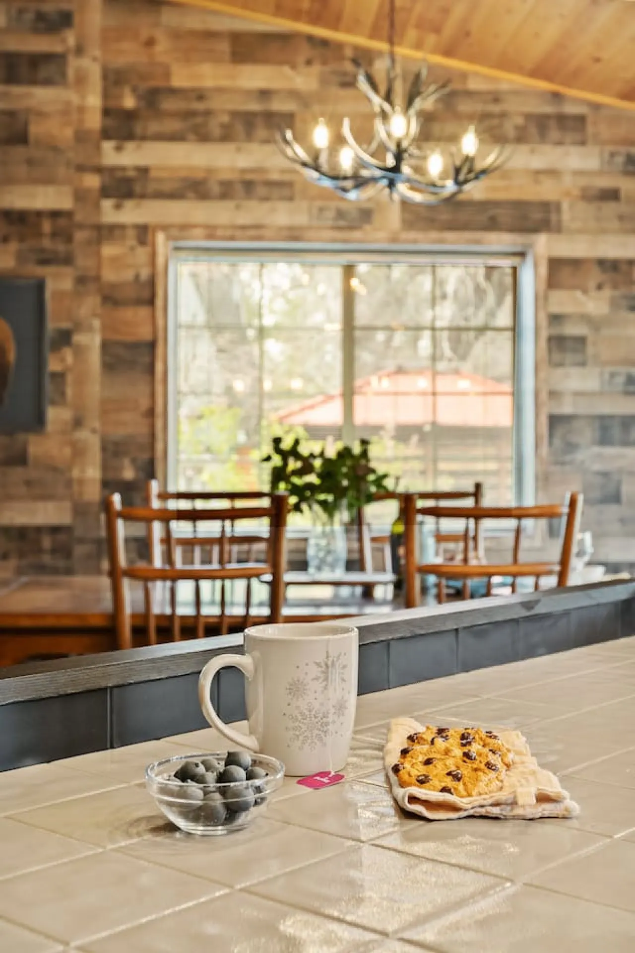 Designer Snow Retreat Near ski resorts w/ spa 12