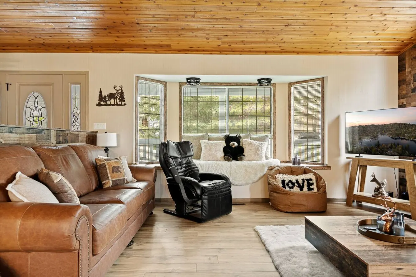 Designer Snow Retreat Near ski resorts w/ spa 14