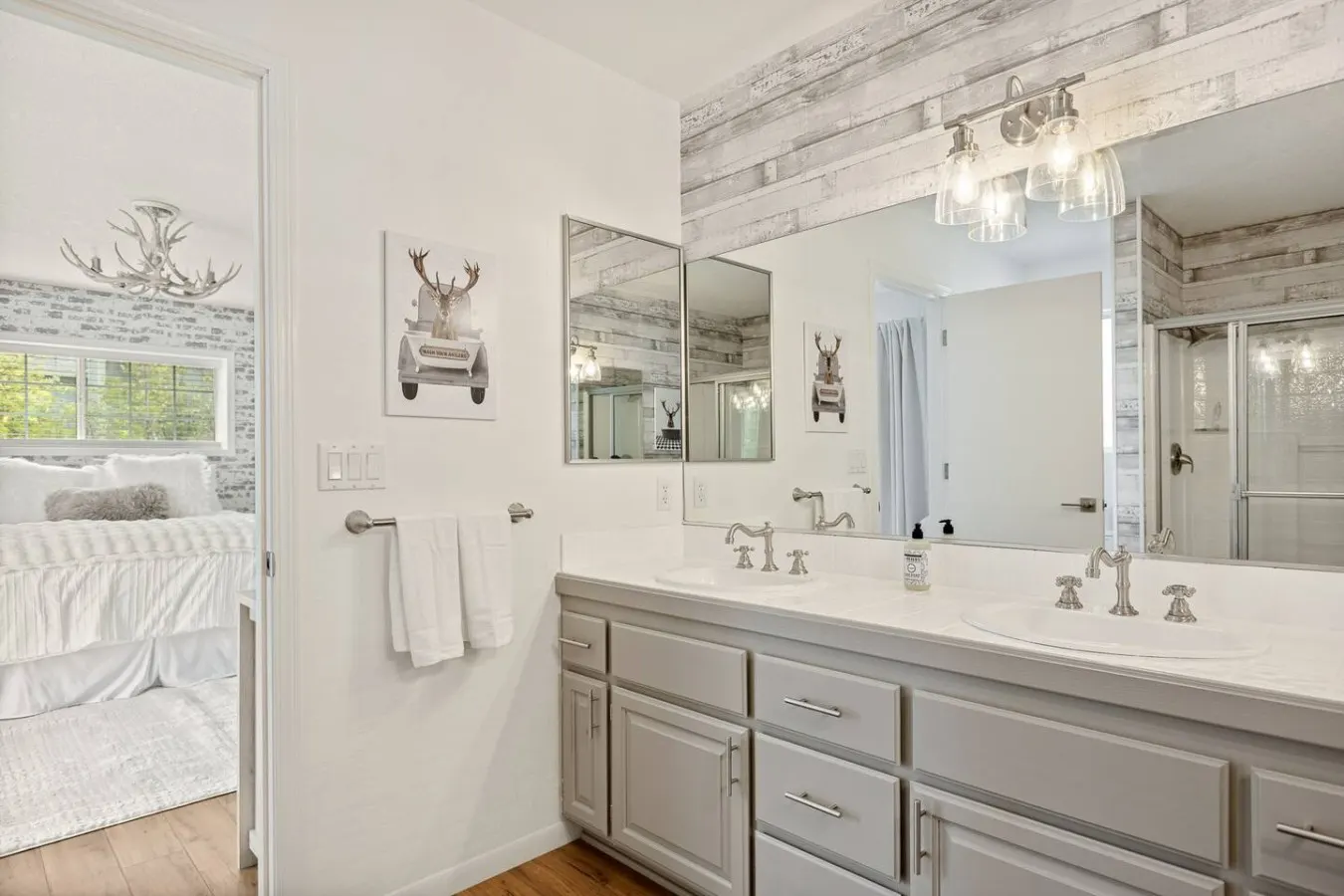 Designer Snow Retreat Near ski resorts w/ spa 20