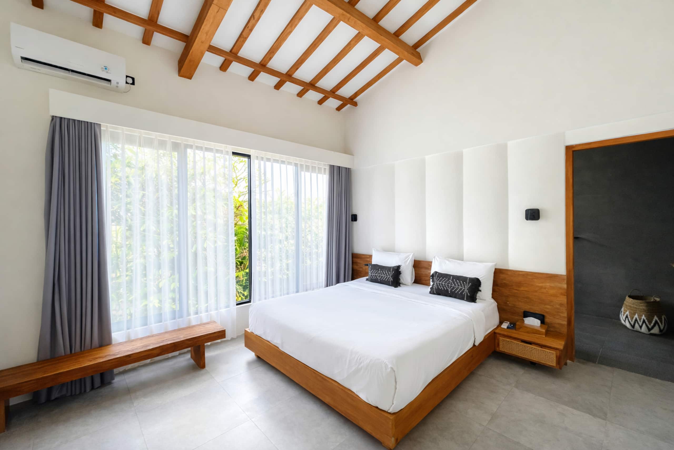 Villa KHAYU Seminyak • 2BR with Pool Walk to Beach — photo 2
