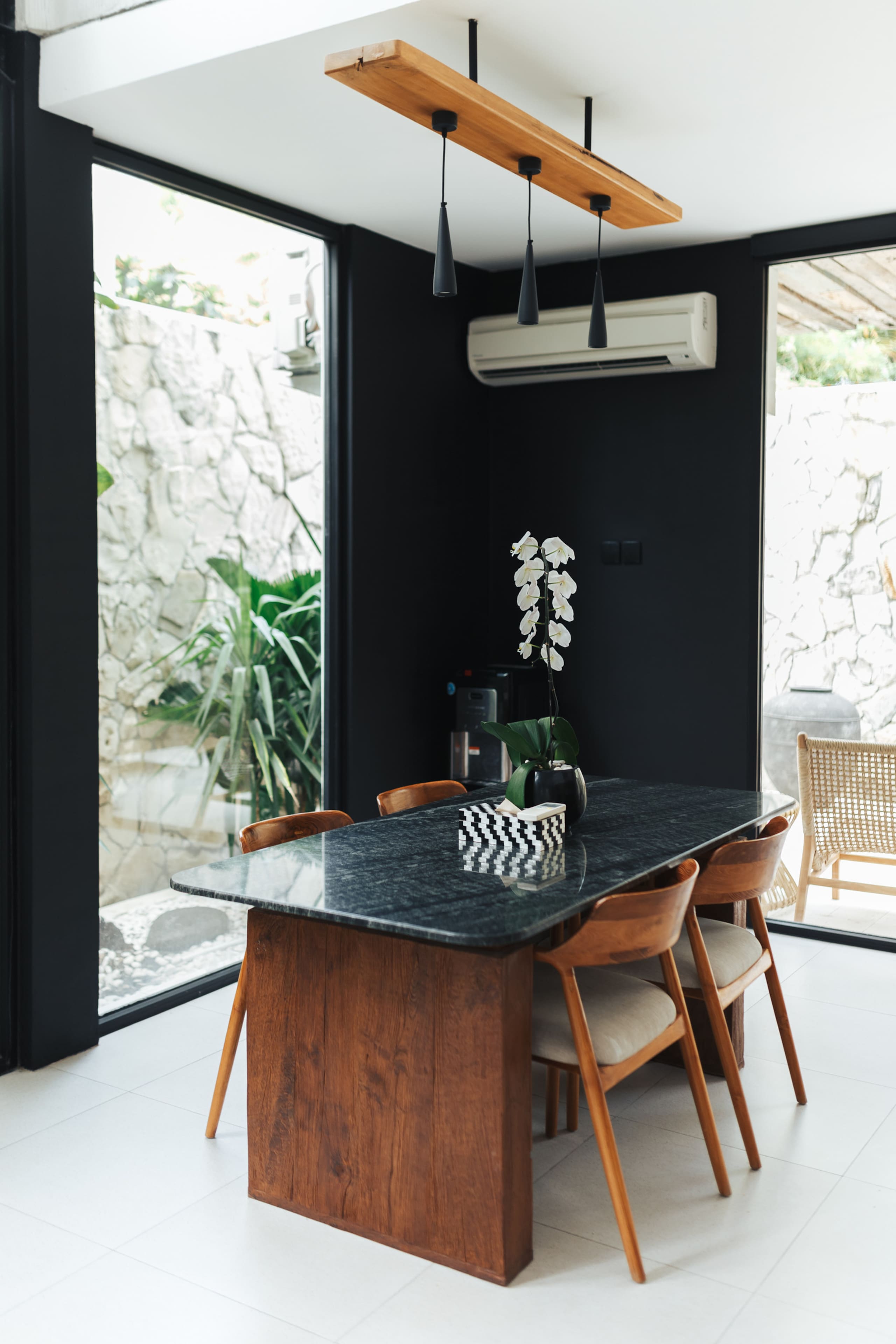 Villa KHAYU Seminyak • 2BR with Pool Walk to Beach 22