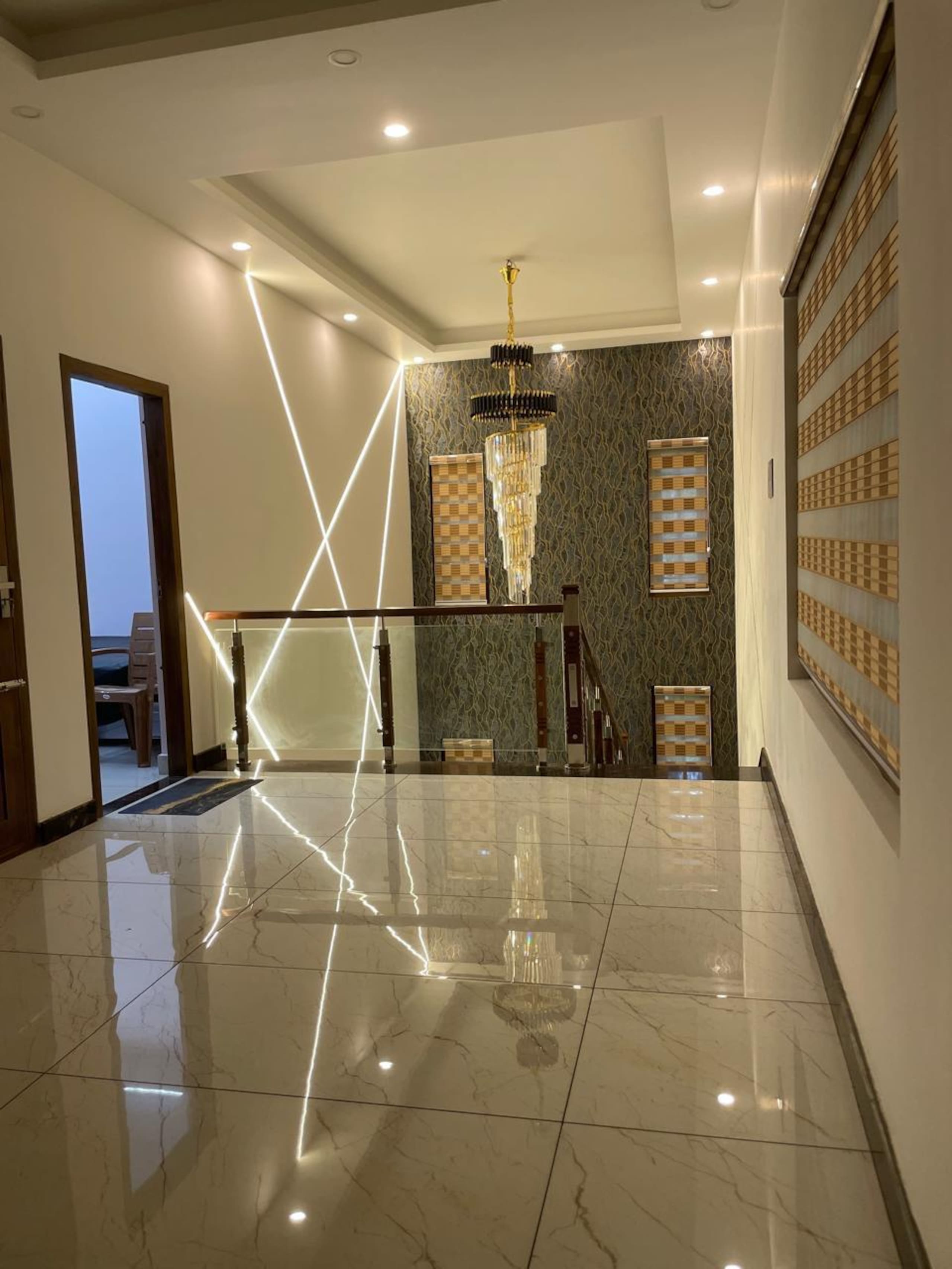 Luxury 5BR Villa |6 Toilets| 11 Guests| Kattappana 8