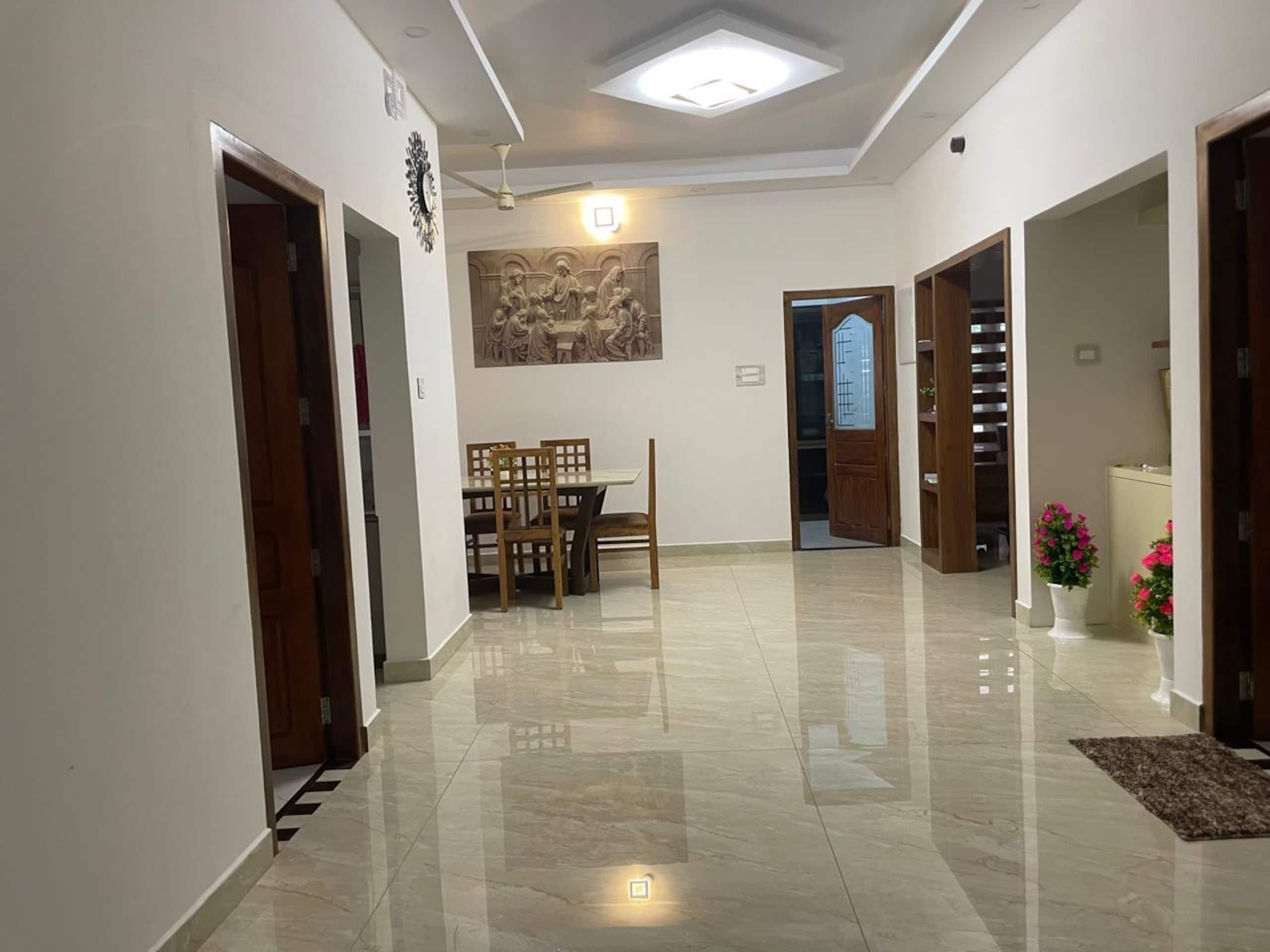 Luxury 5BR Villa |6 Toilets| 11 Guests| Kattappana 7