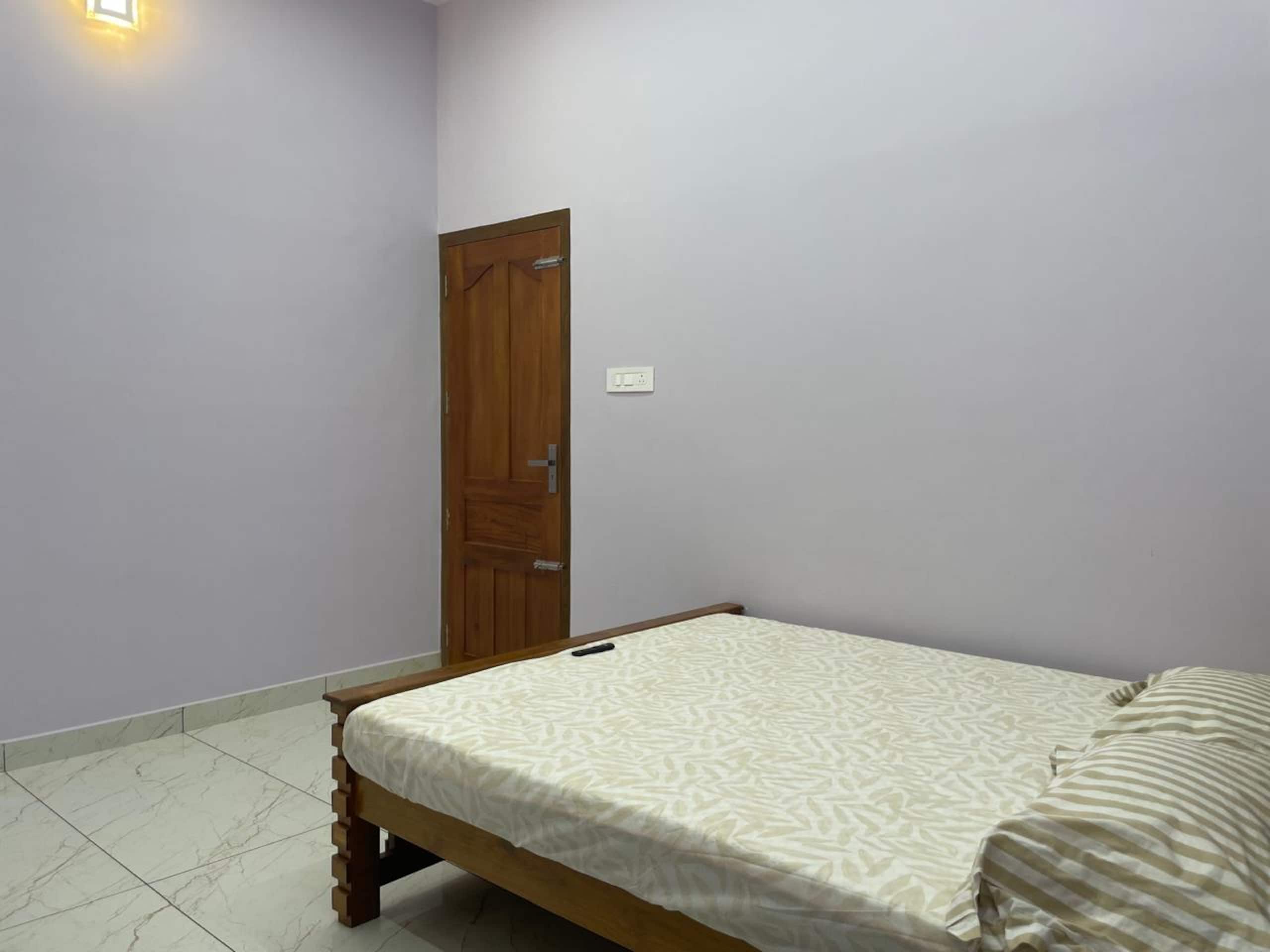 Luxury 5BR Villa |6 Toilets| 11 Guests| Kattappana 20