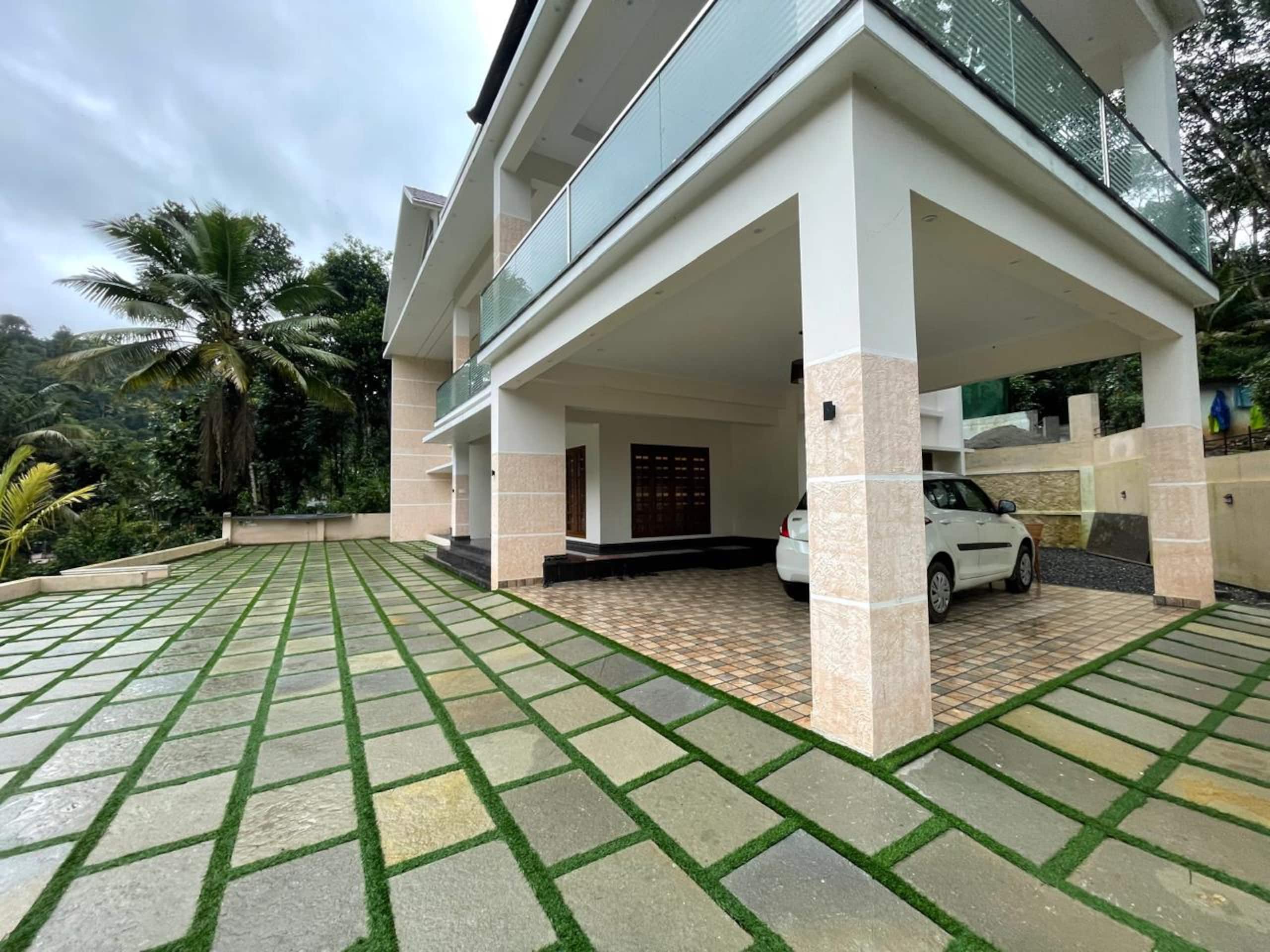 Luxury 5BR Villa |6 Toilets| 11 Guests| Kattappana 28