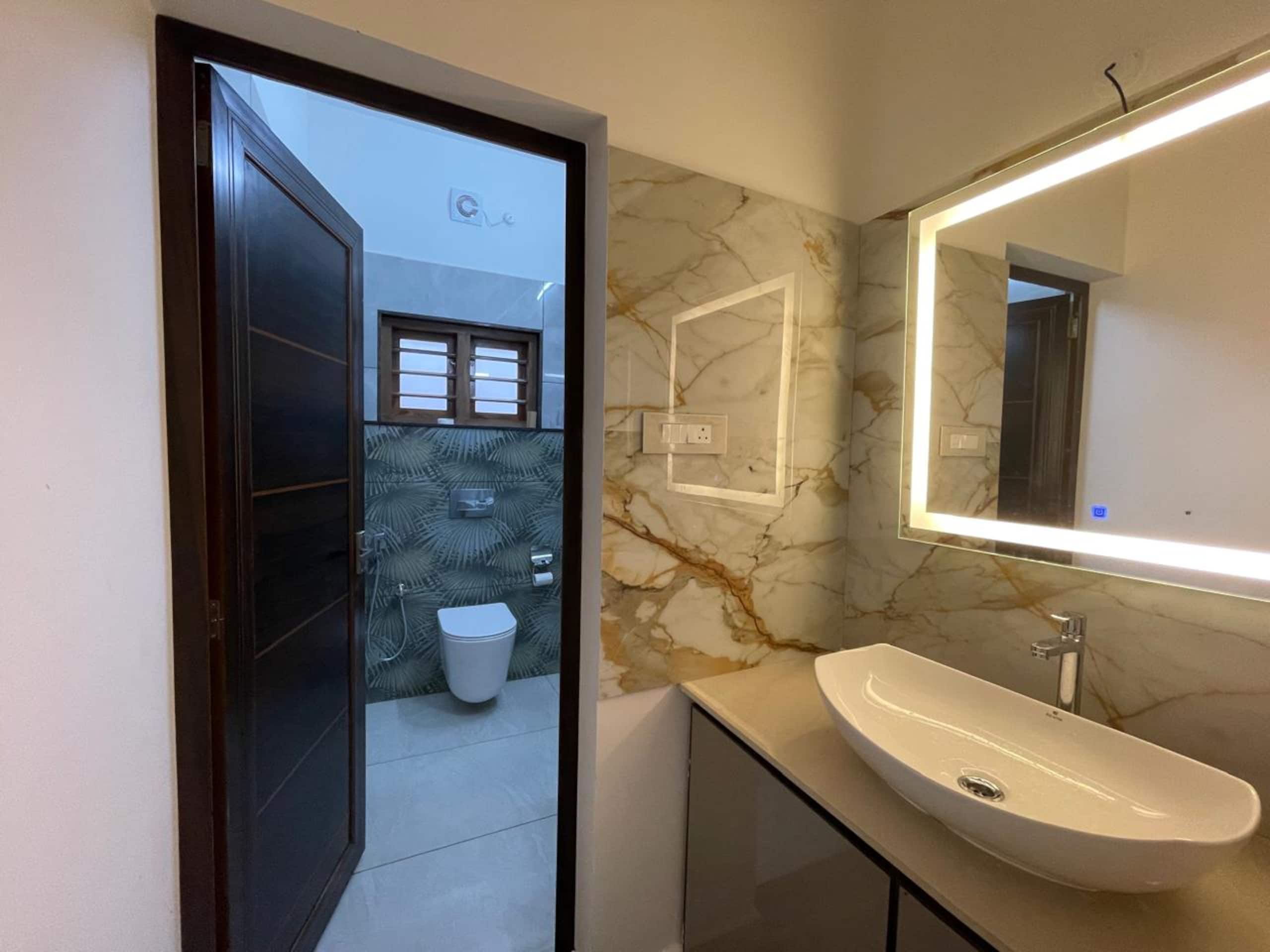 Luxury 5BR Villa |6 Toilets| 11 Guests| Kattappana 21