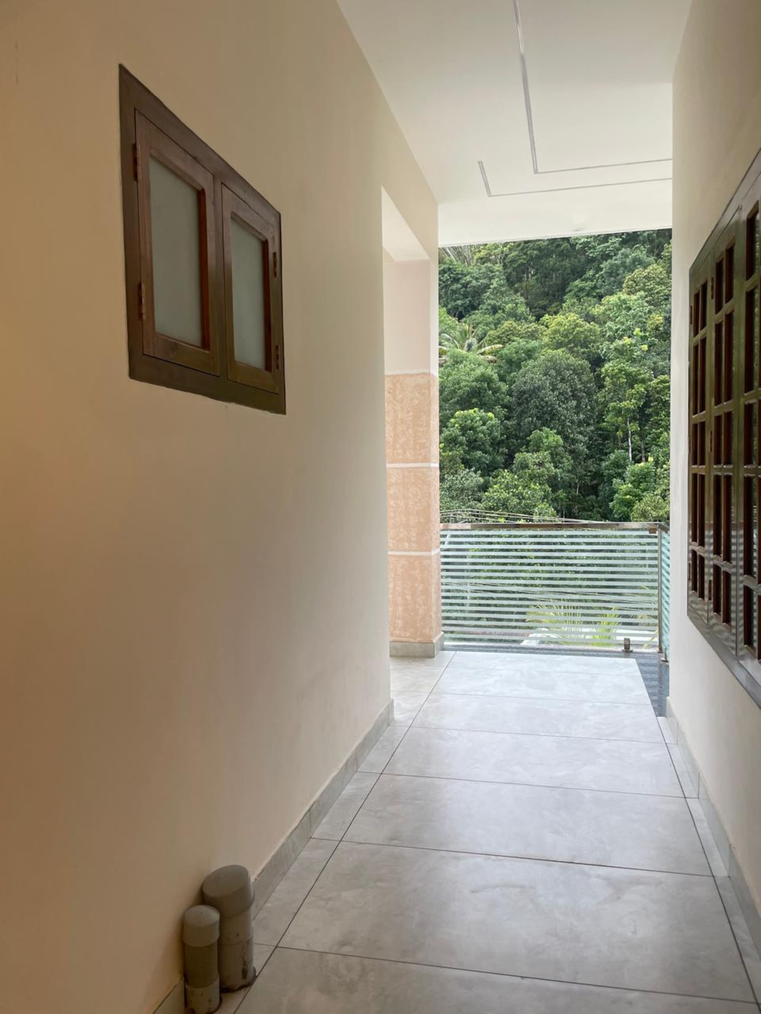 Luxury 5BR Villa |6 Toilets| 11 Guests| Kattappana 25