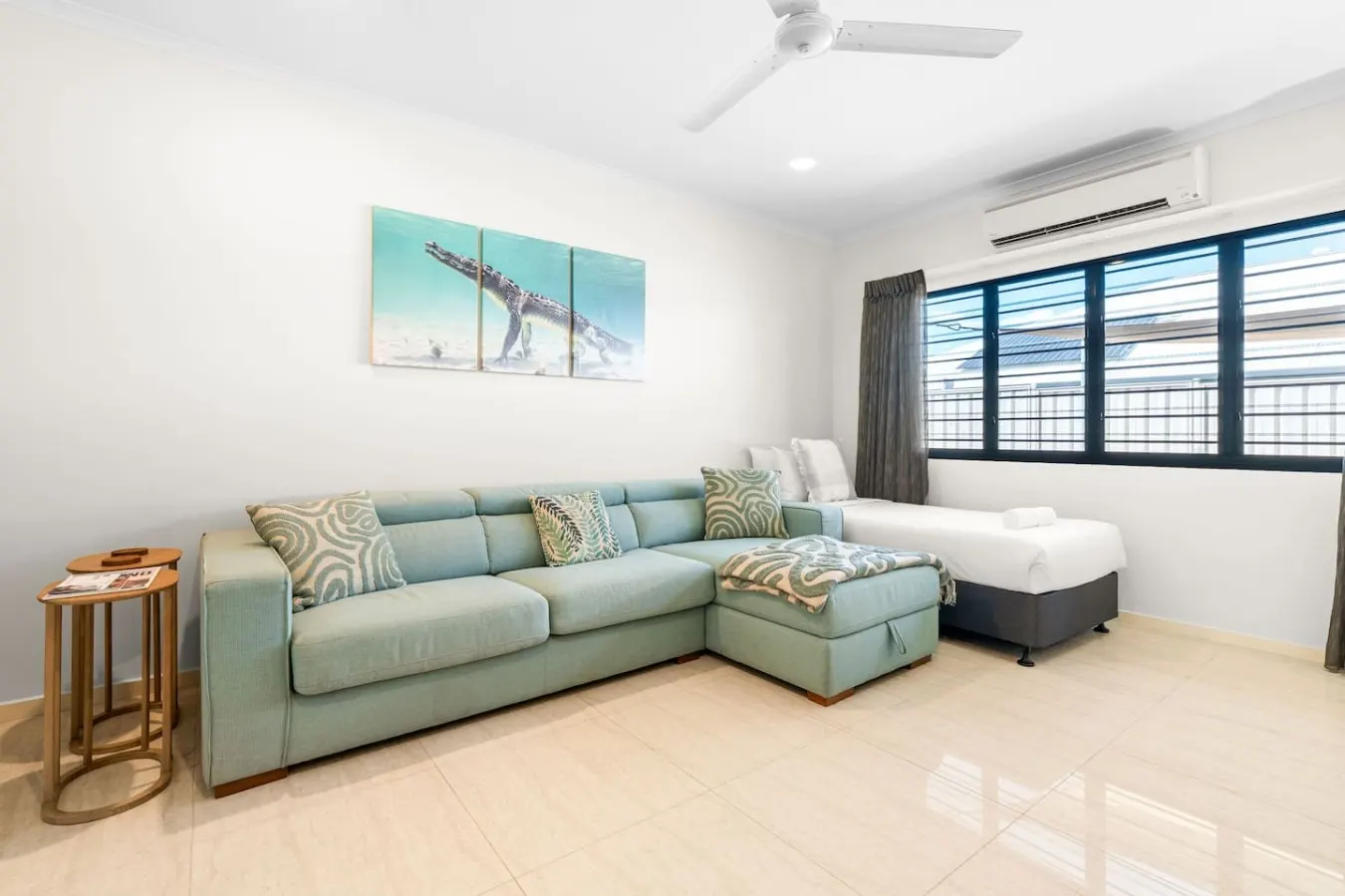 Zen Elysium: pool - patio - work desk - garage 12