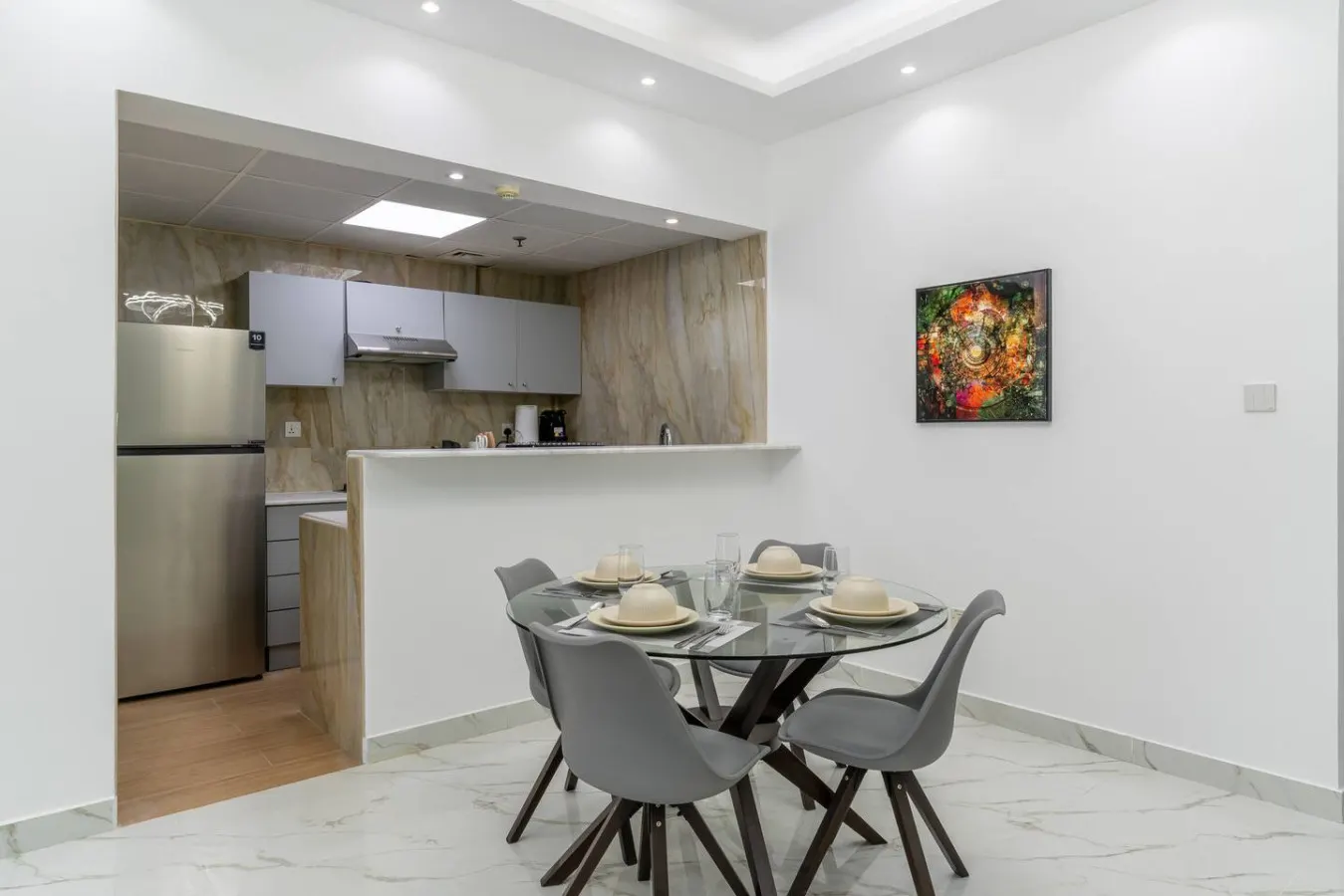 Dubai Marina - 2BHK Luxurious Apartment 4