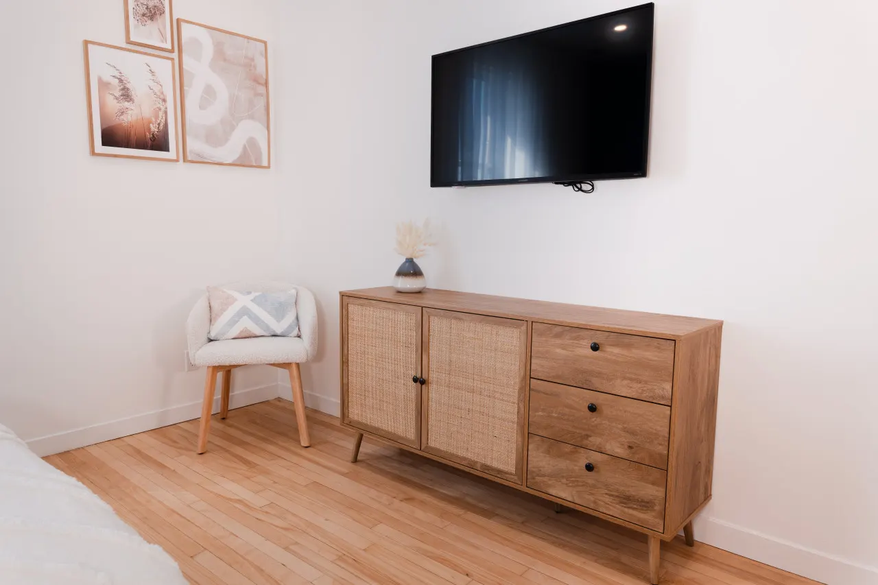 #7 - Studio/Plateau/St-Denis/SelfCheck-In/AC/TV 7