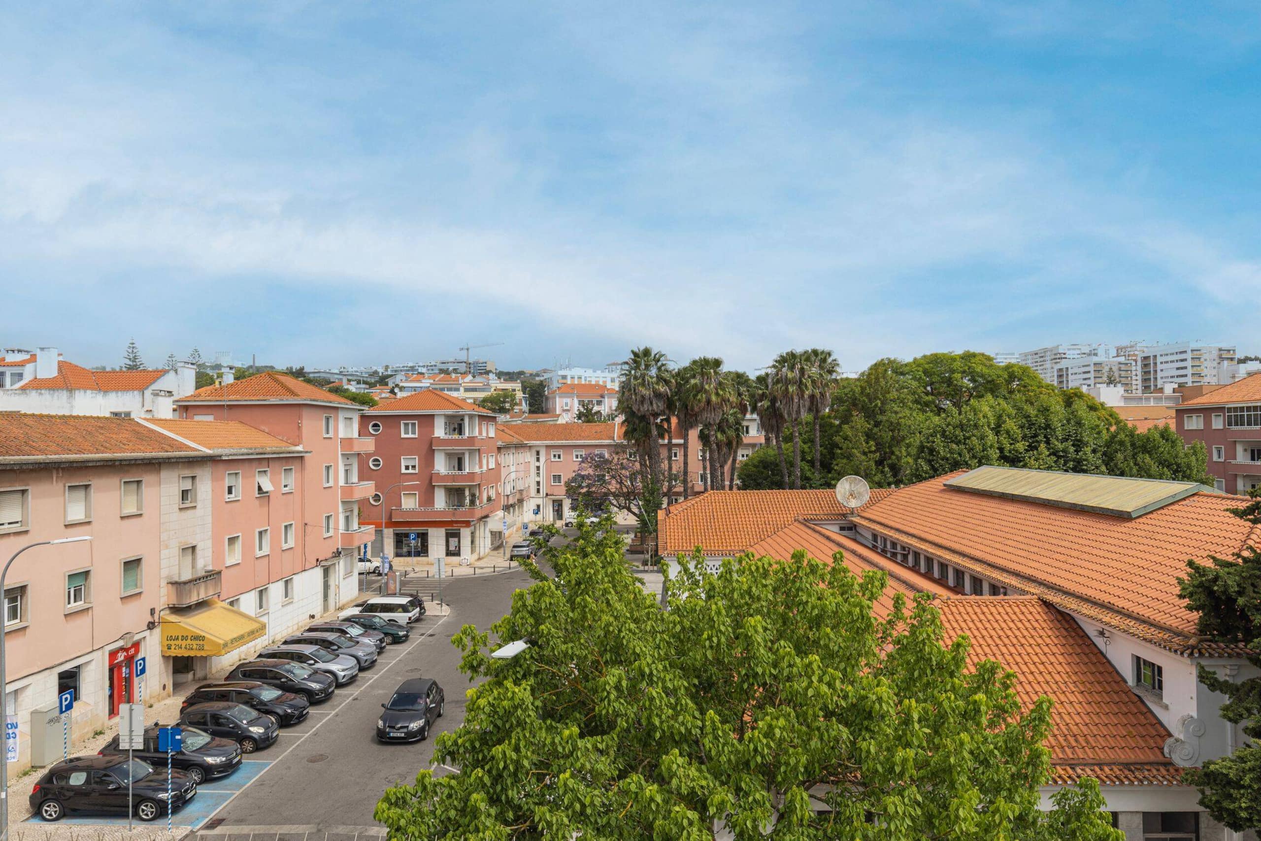 Apartment T3 65m2, 1st, 3 bedroom at Paço de Arco 23