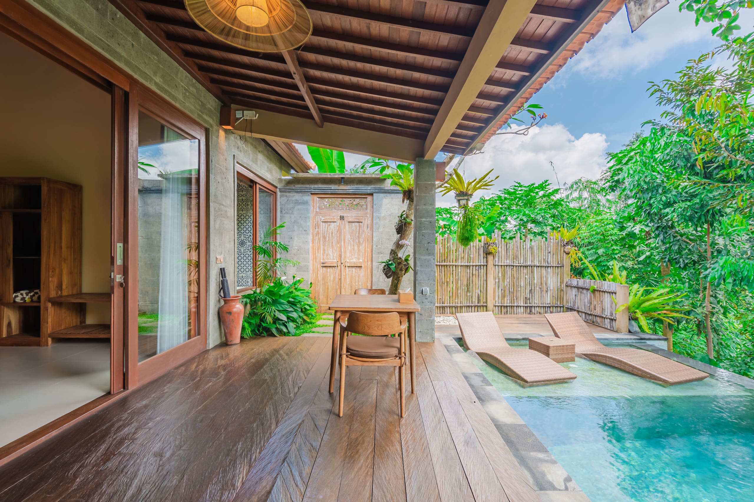 Varendra villa Ubud with cliff View 26