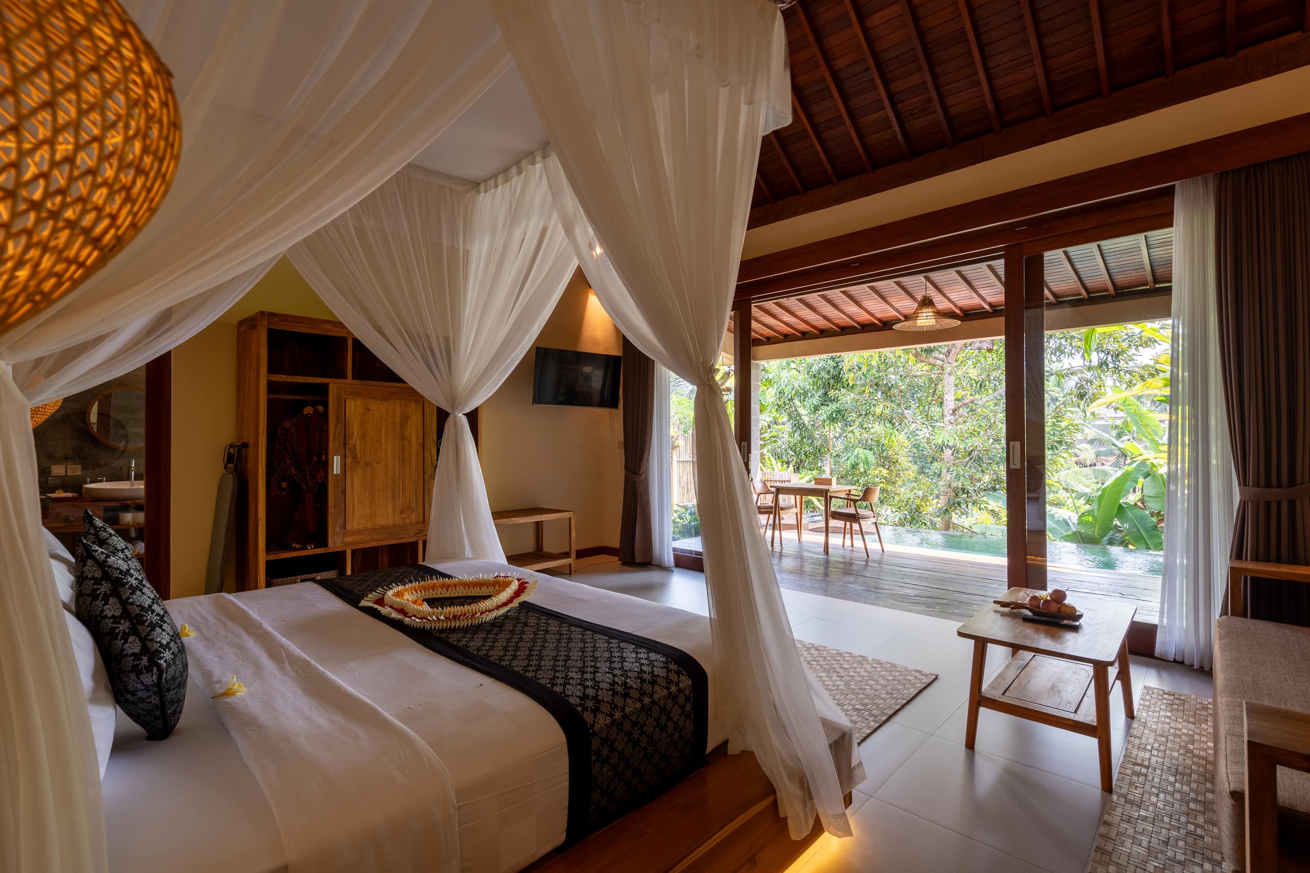 Varendra villa Ubud with cliff View 14