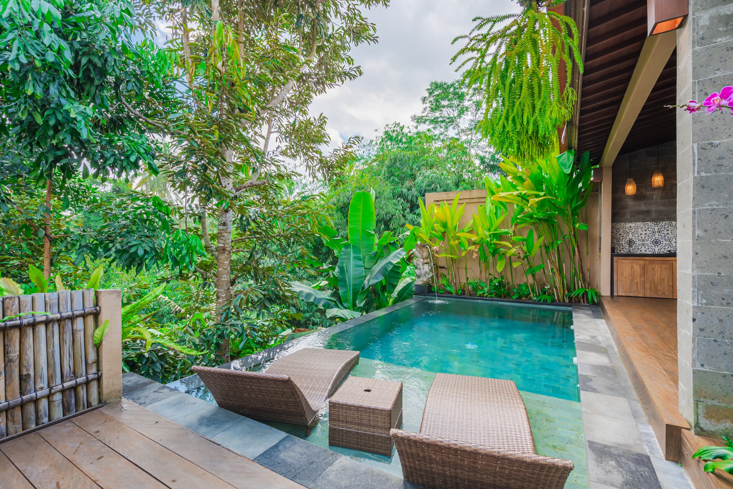 Varendra villa Ubud with cliff View 7
