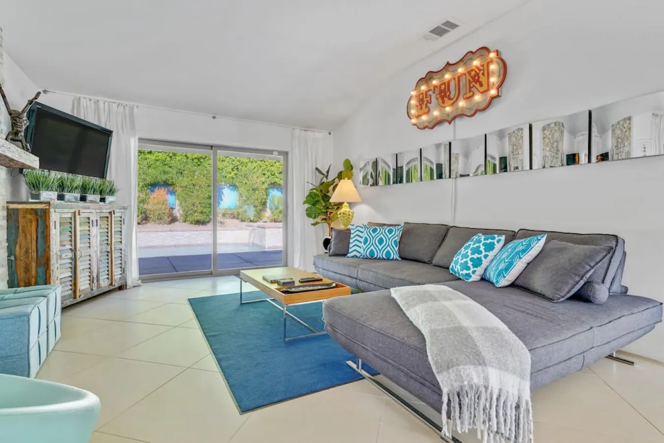 Adobe Villa: Palm Springs, CA 2