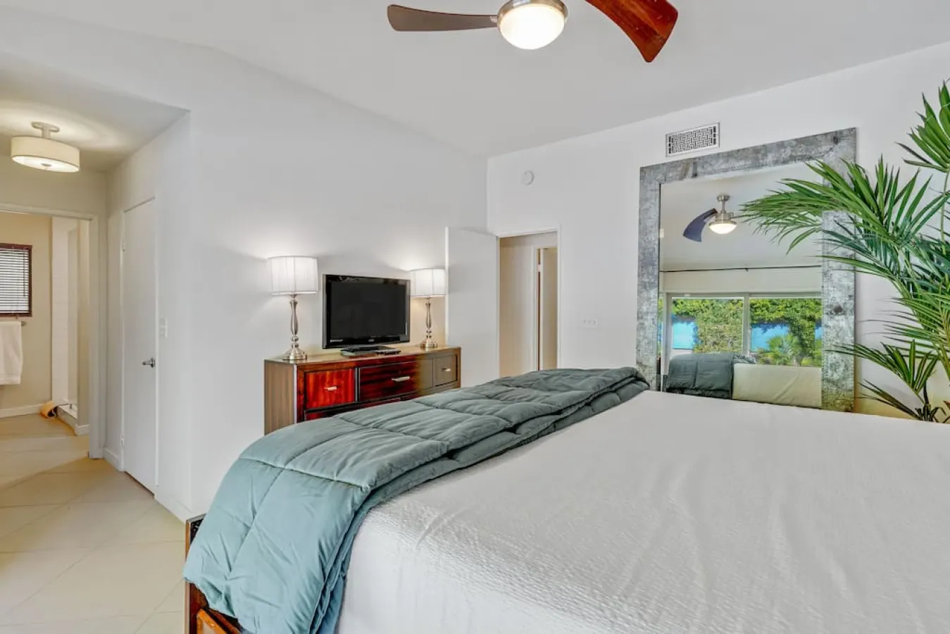 Adobe Villa: Palm Springs, CA 18