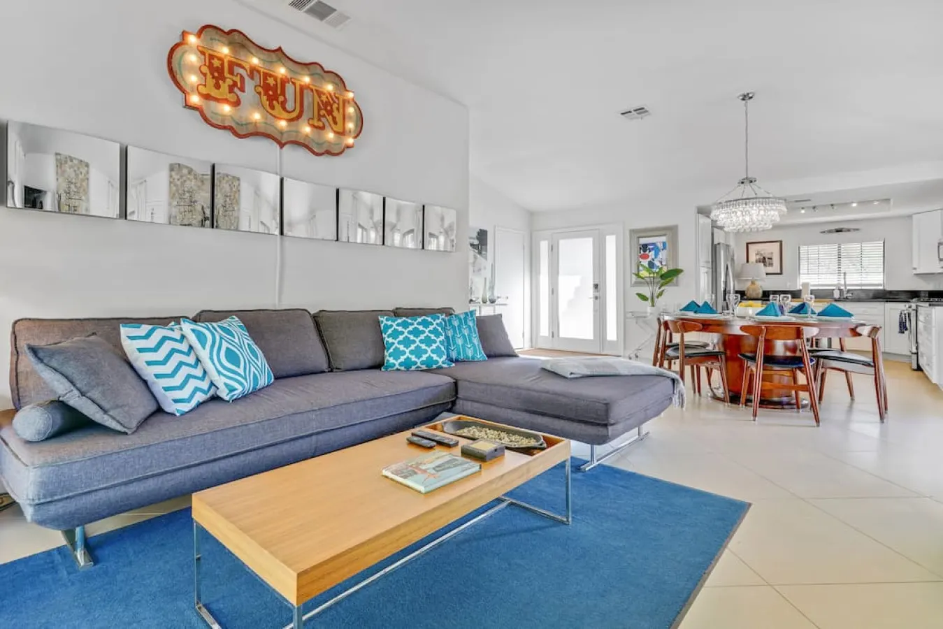 Adobe Villa: Palm Springs, CA 8