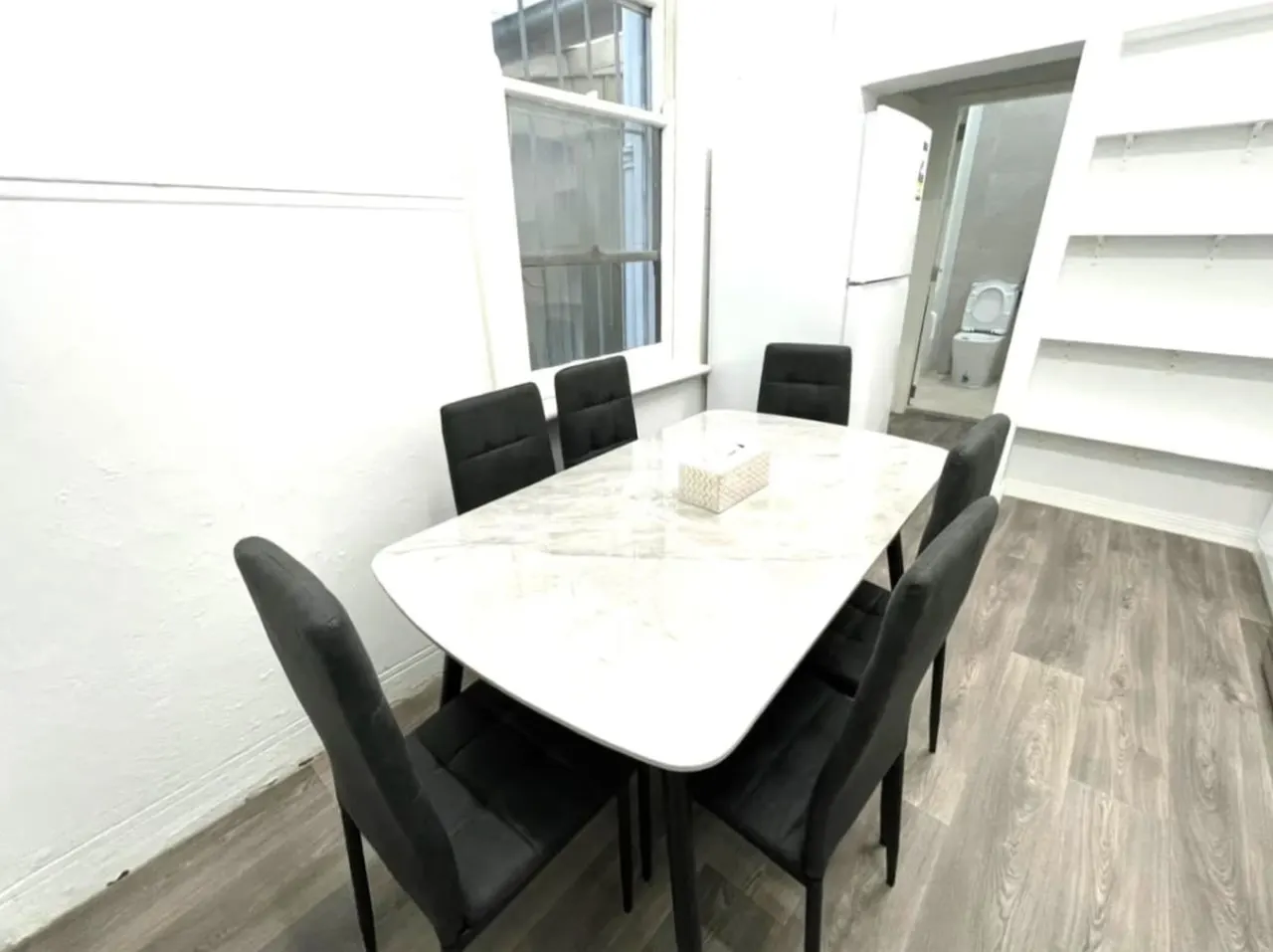 Bright Twin Shared Spaces - Chippendale - U1-A1 9